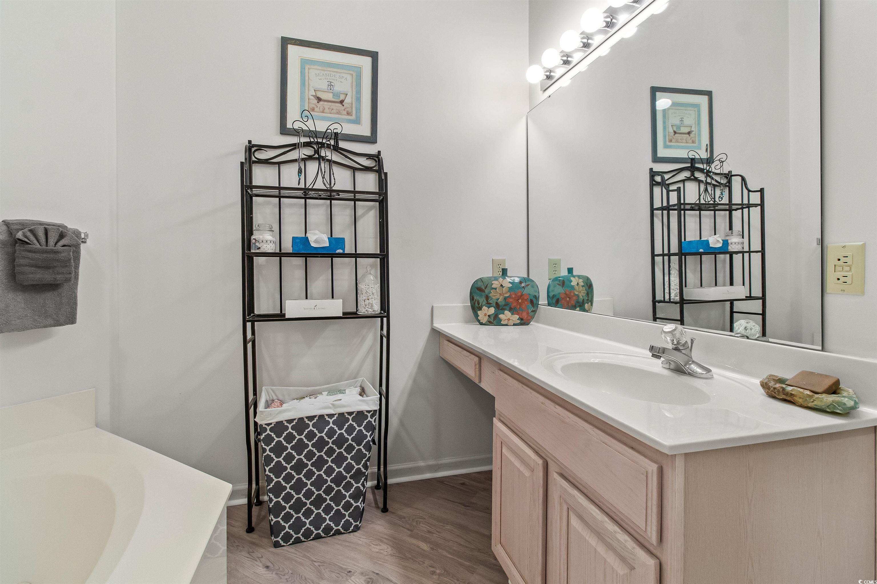 411 Pipers Ln. Property Photo 25