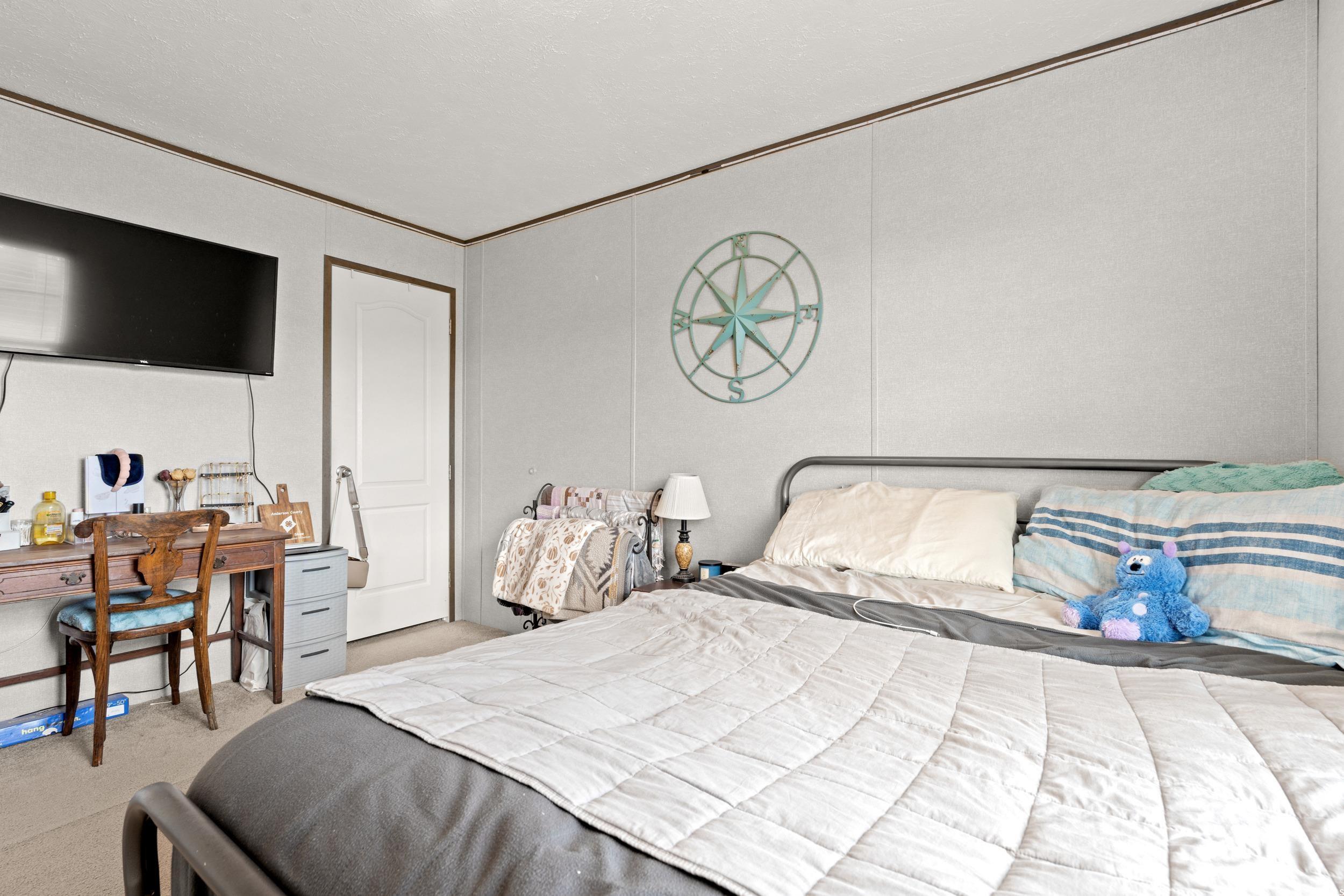 1217 Poplar Creek Rd Property Photo 18