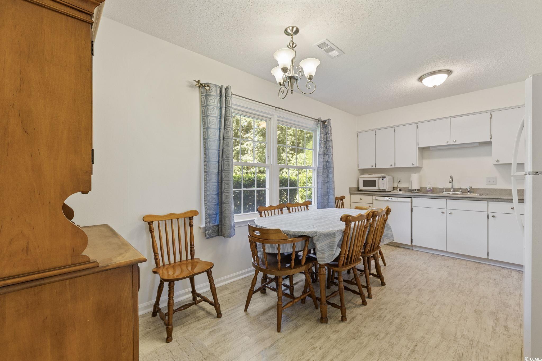 811 Shirley Dr. Property Photo 11