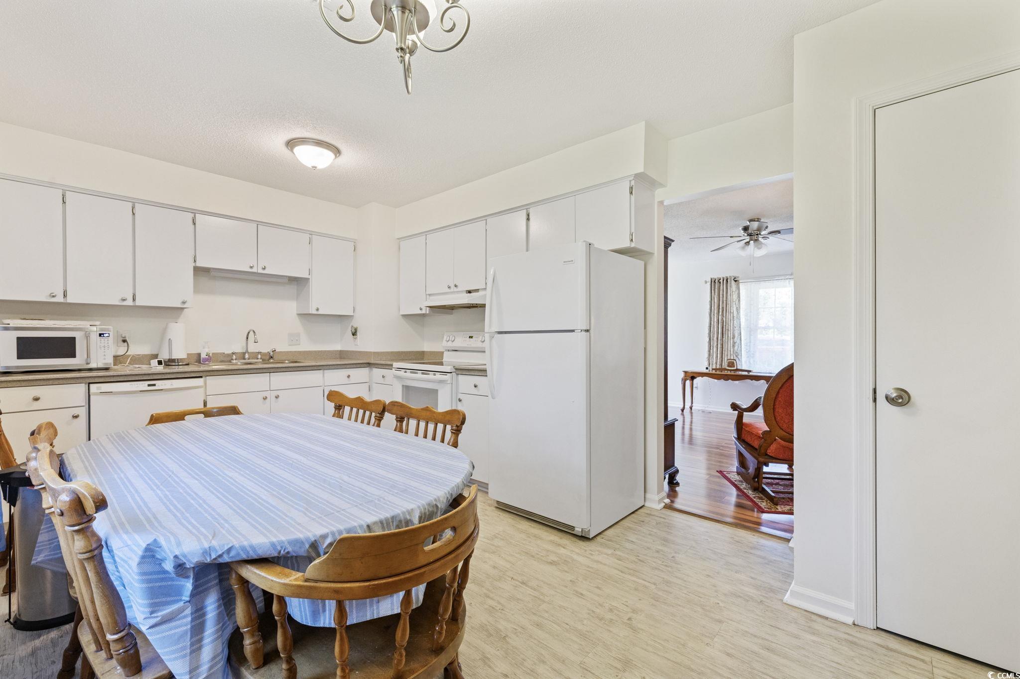 811 Shirley Dr. Property Photo 12