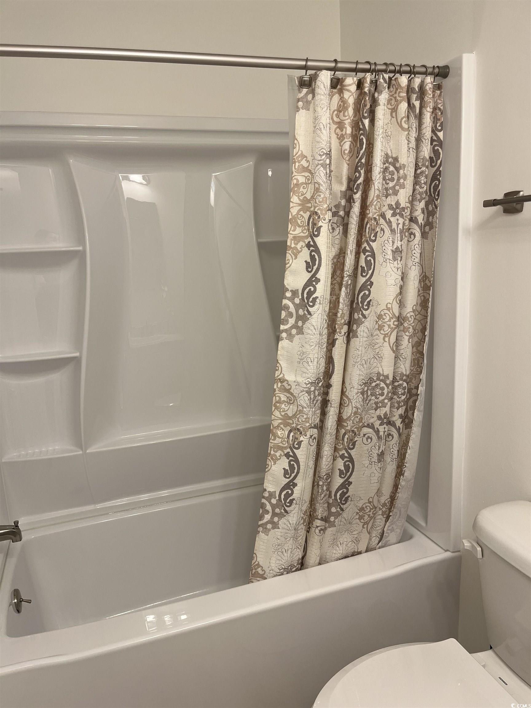 811 Shirley Dr. Property Photo 17