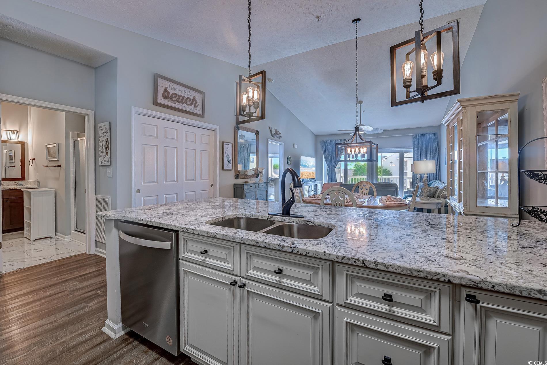 601 Hillside Dr. N Property Photo 25