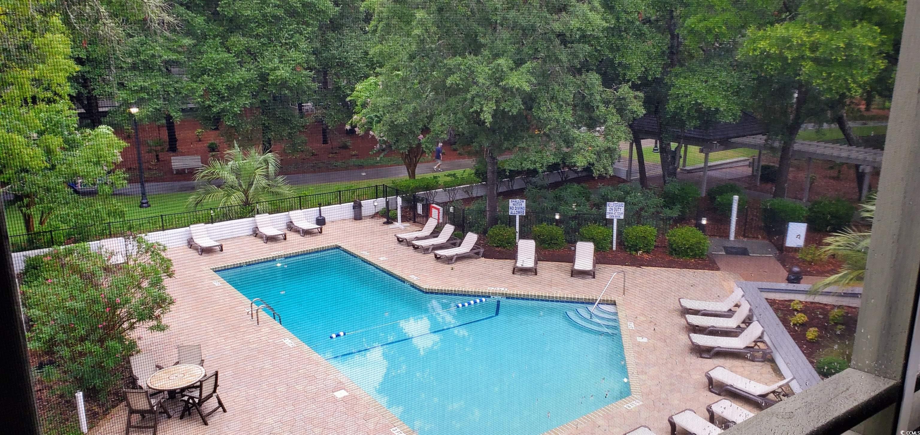 415 Ocean Creek Dr. Property Photo 2