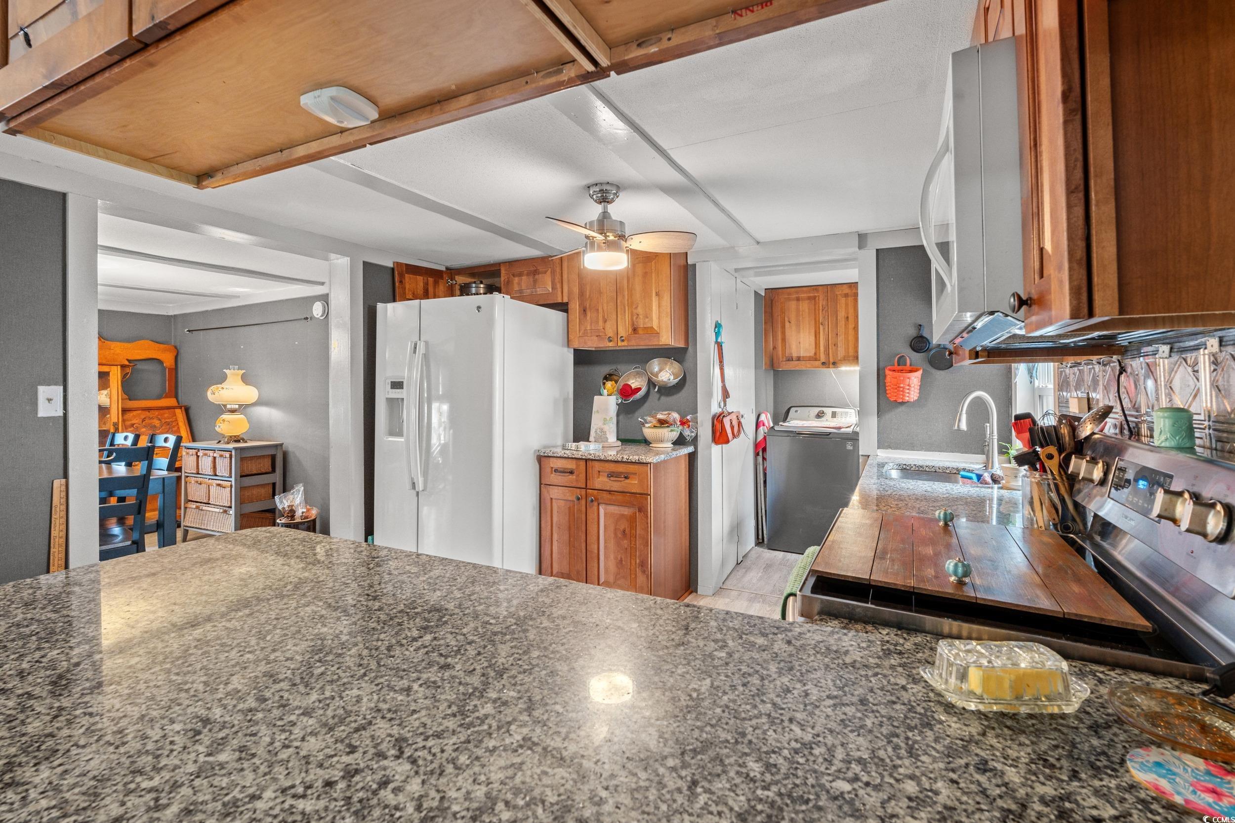 59 Crooked Island Circle Property Photo 12