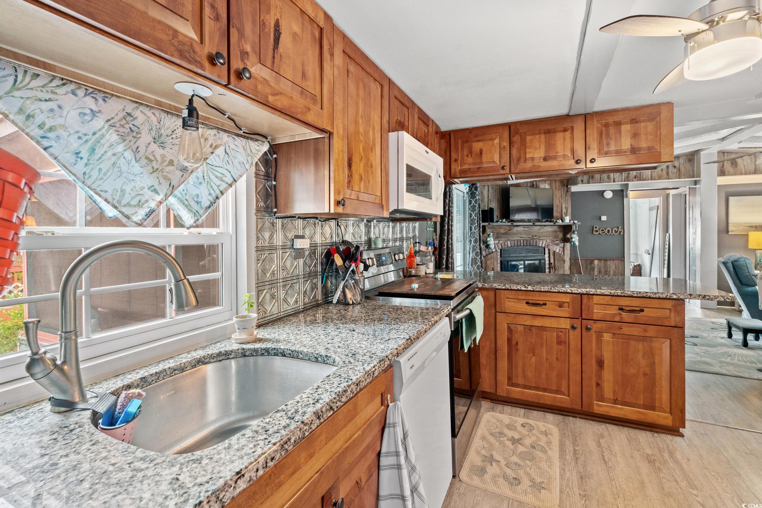 59 Crooked Island Circle Property Photo 13