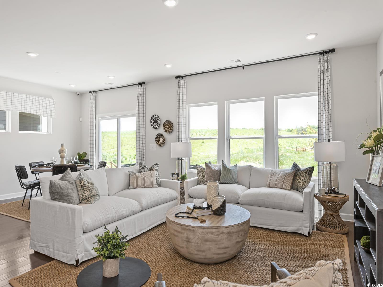 7036 Edgemoor Ct. Property Photo 5