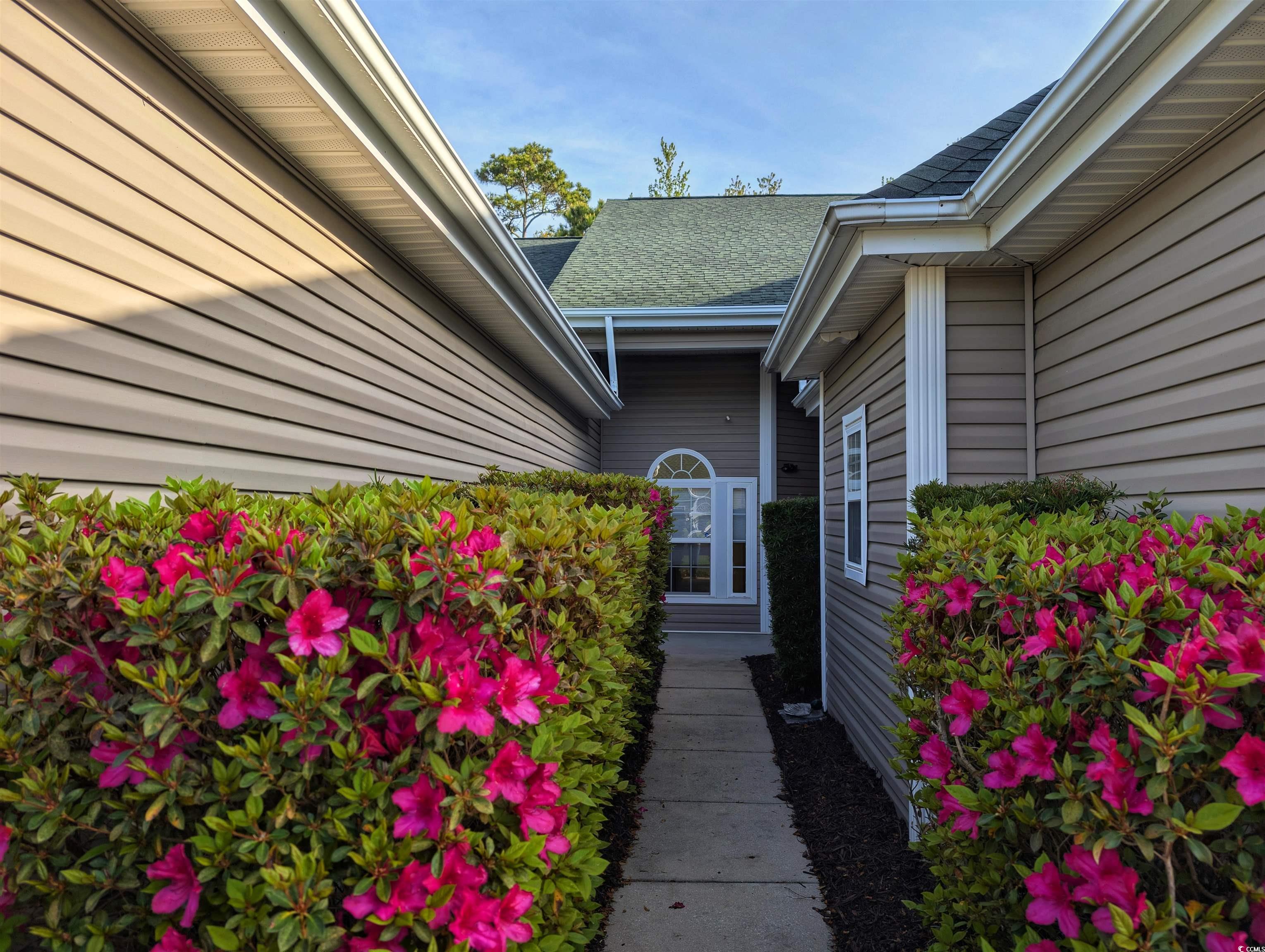 400 Woodpecker Ln. Property Photo 3