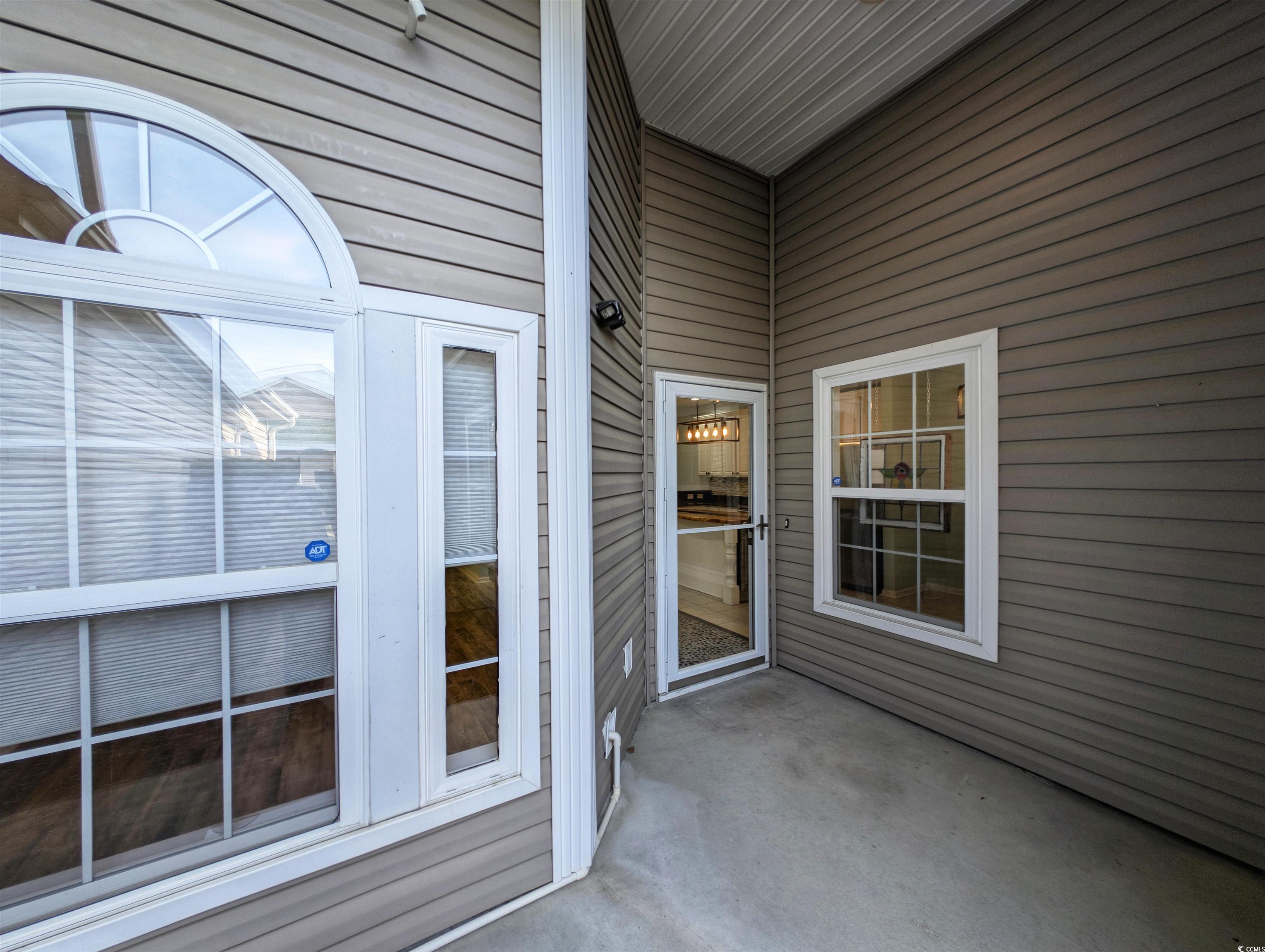 400 Woodpecker Ln. Property Photo 4