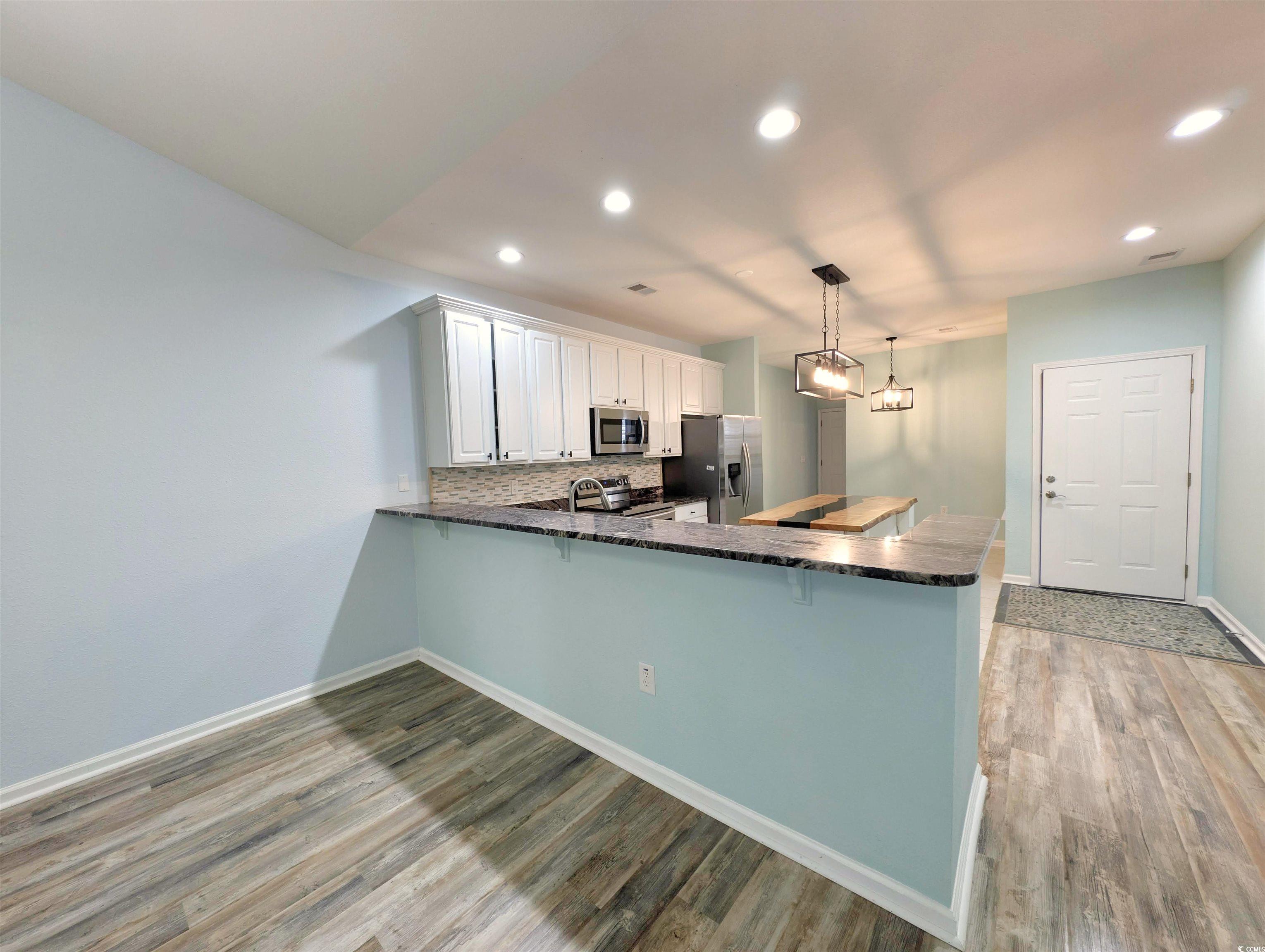 400 Woodpecker Ln. Property Photo 14