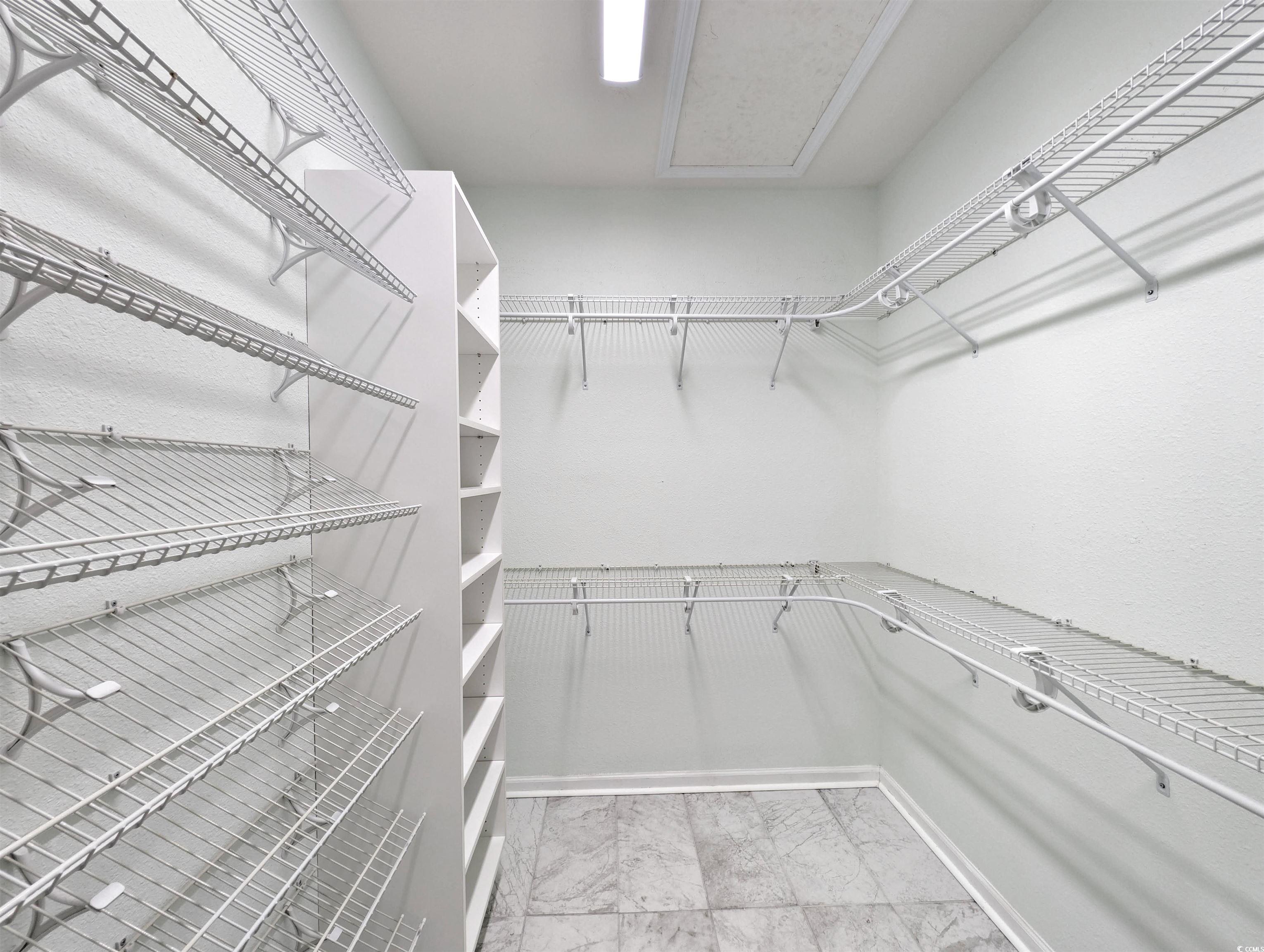 400 Woodpecker Ln. Property Photo 21