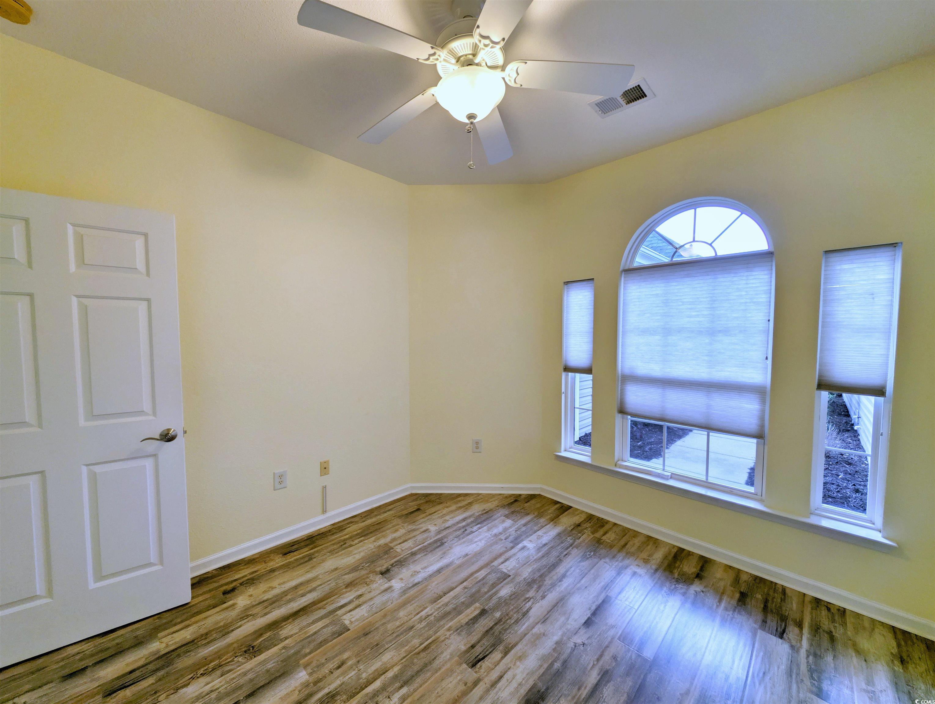 400 Woodpecker Ln. Property Photo 25