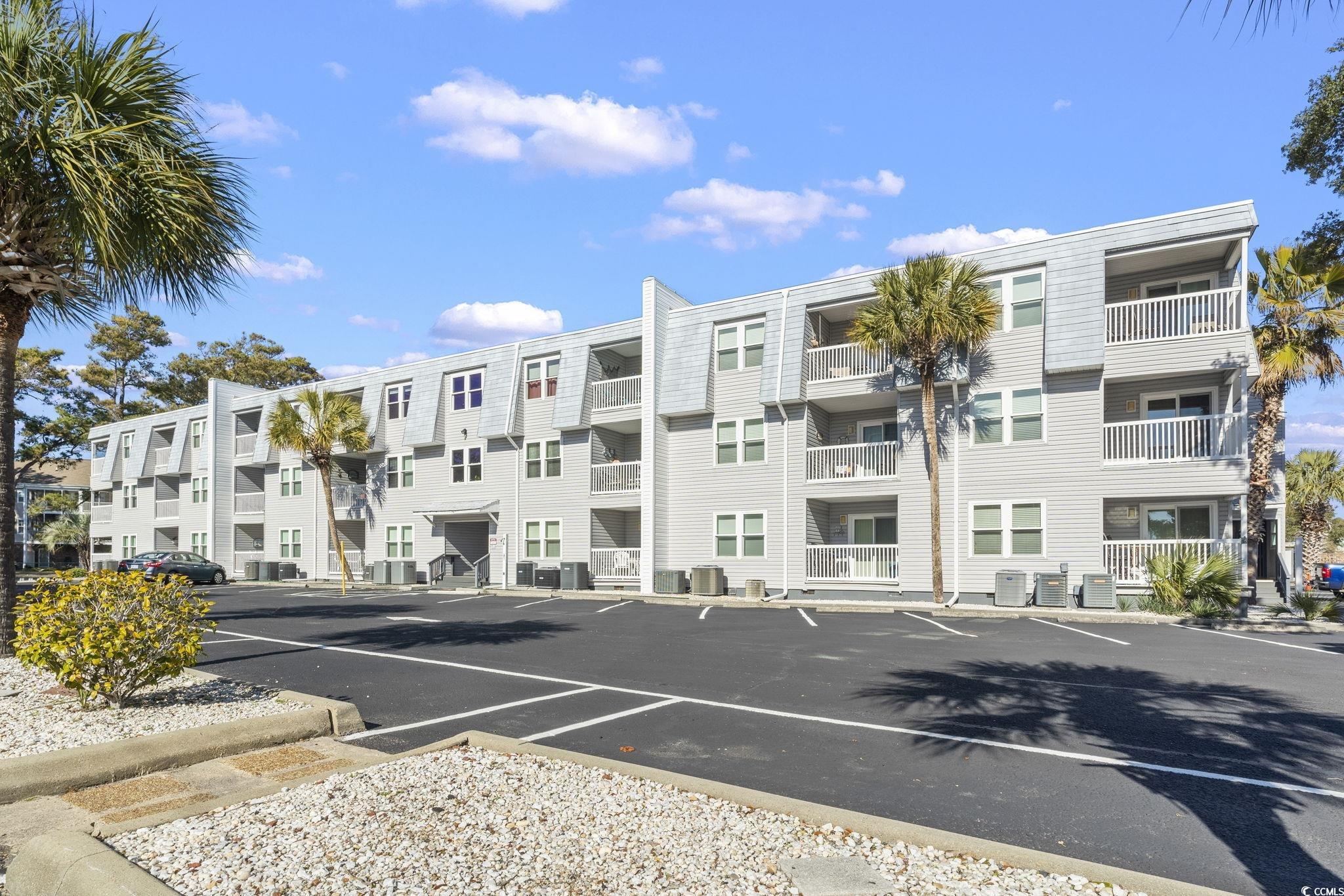 401 Hillside Dr. N Property Photo 1