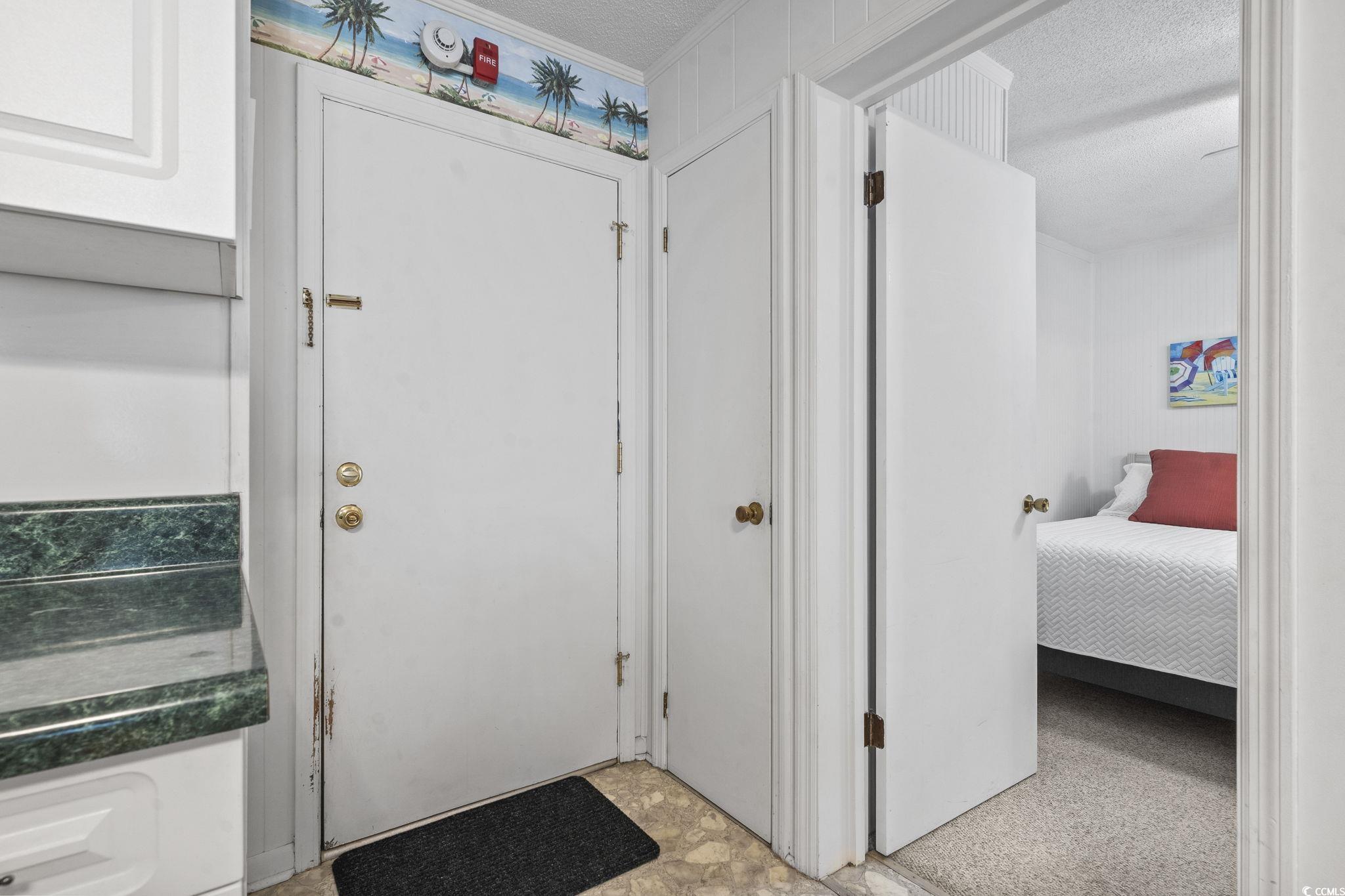 401 Hillside Dr. N Property Photo 2