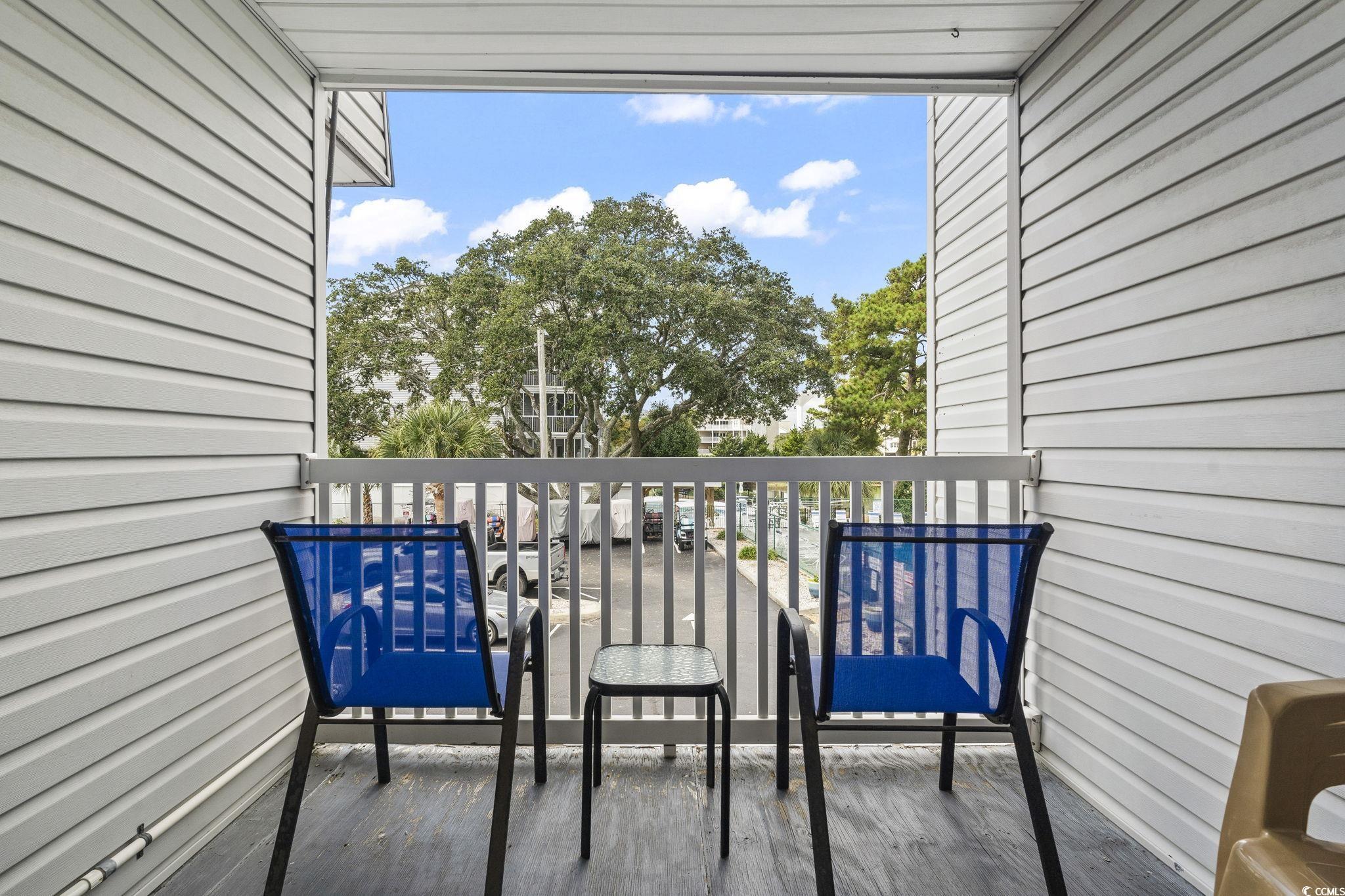 401 Hillside Dr. N Property Photo 16