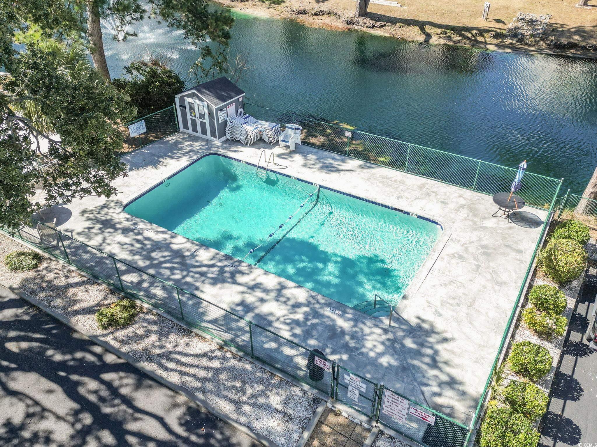 401 Hillside Dr. N Property Photo 17