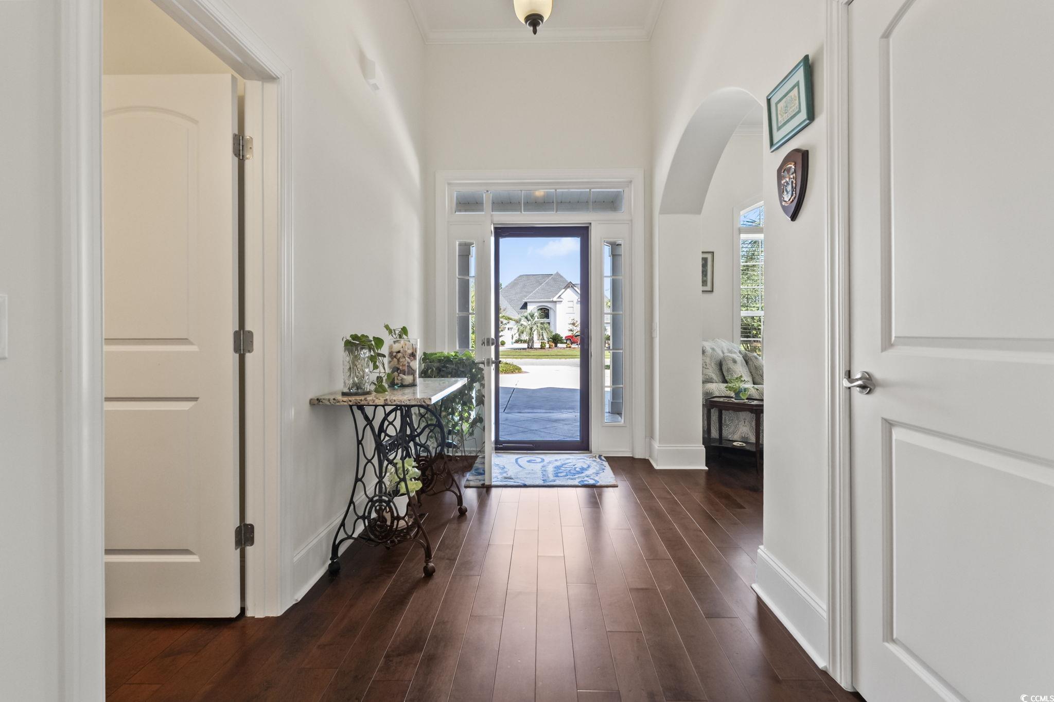 811 Oxbow Dr. Property Photo 2