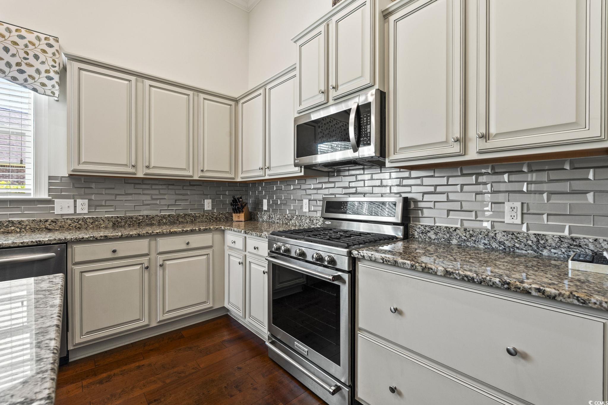 811 Oxbow Dr. Property Photo 6