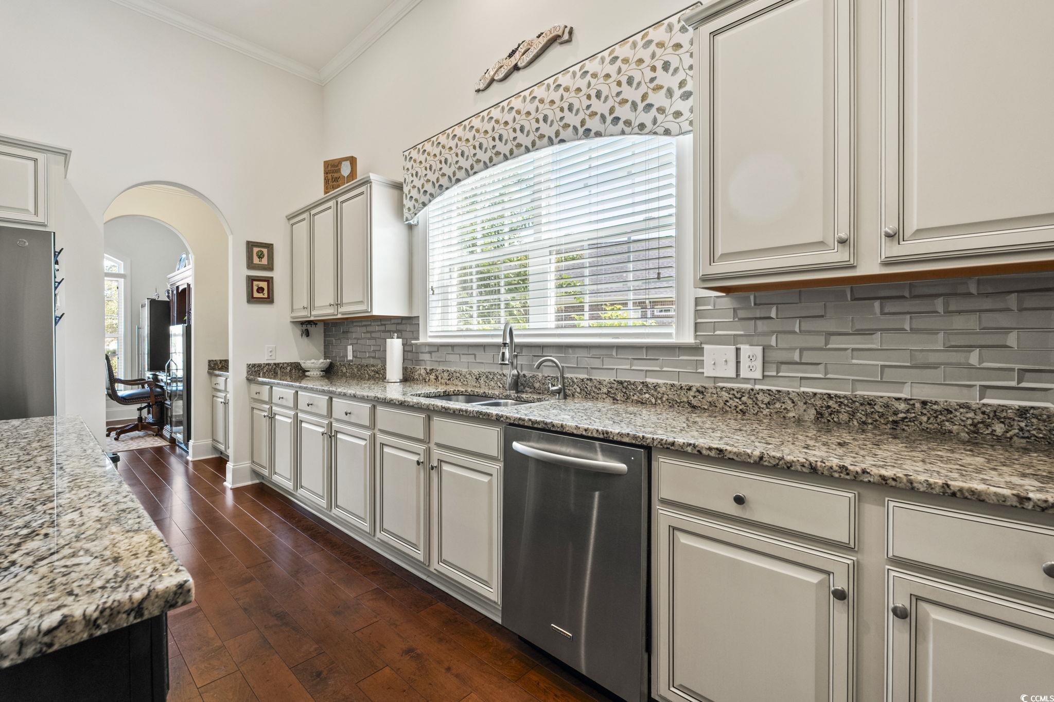 811 Oxbow Dr. Property Photo 7