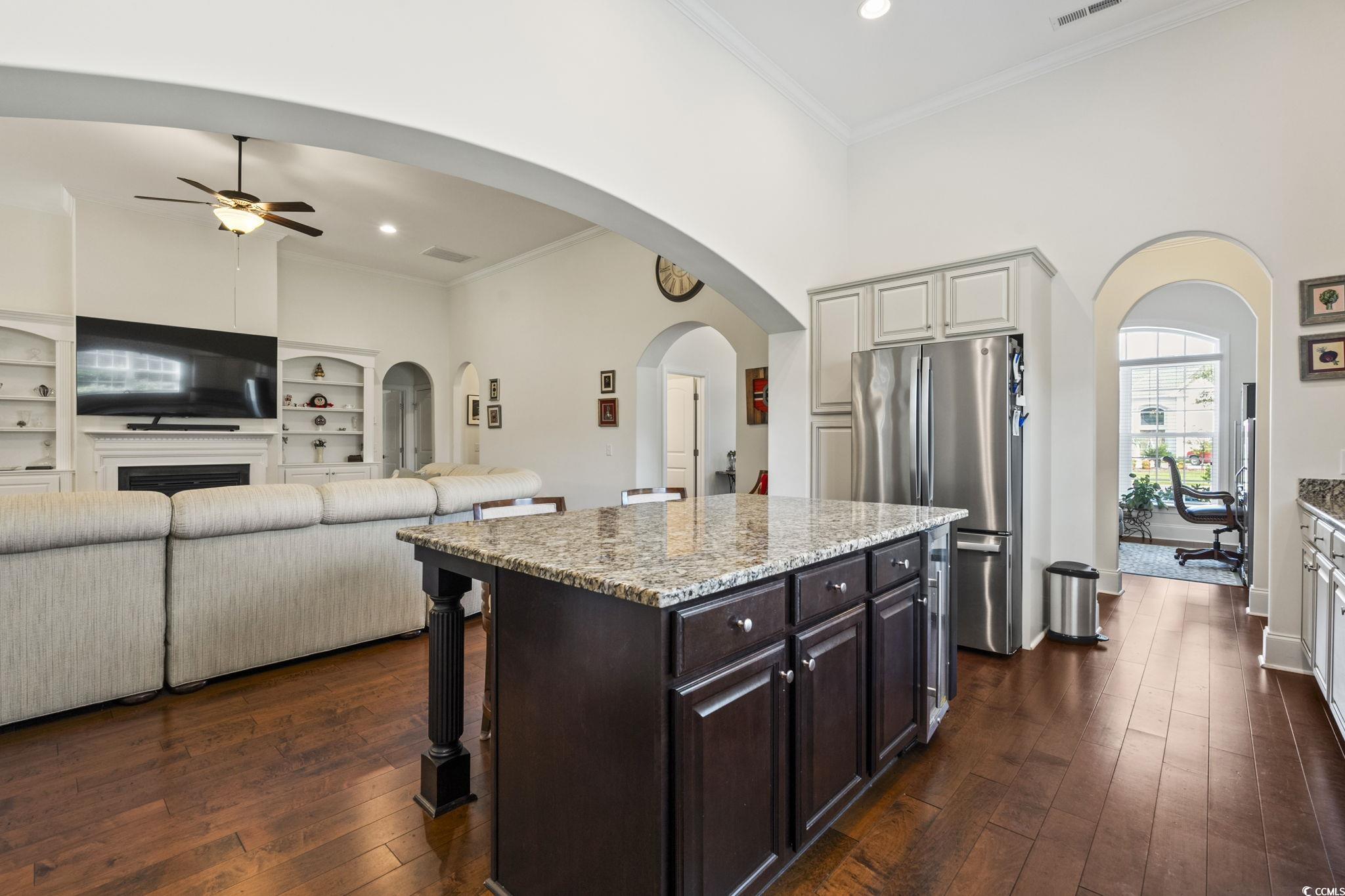 811 Oxbow Dr. Property Photo 8