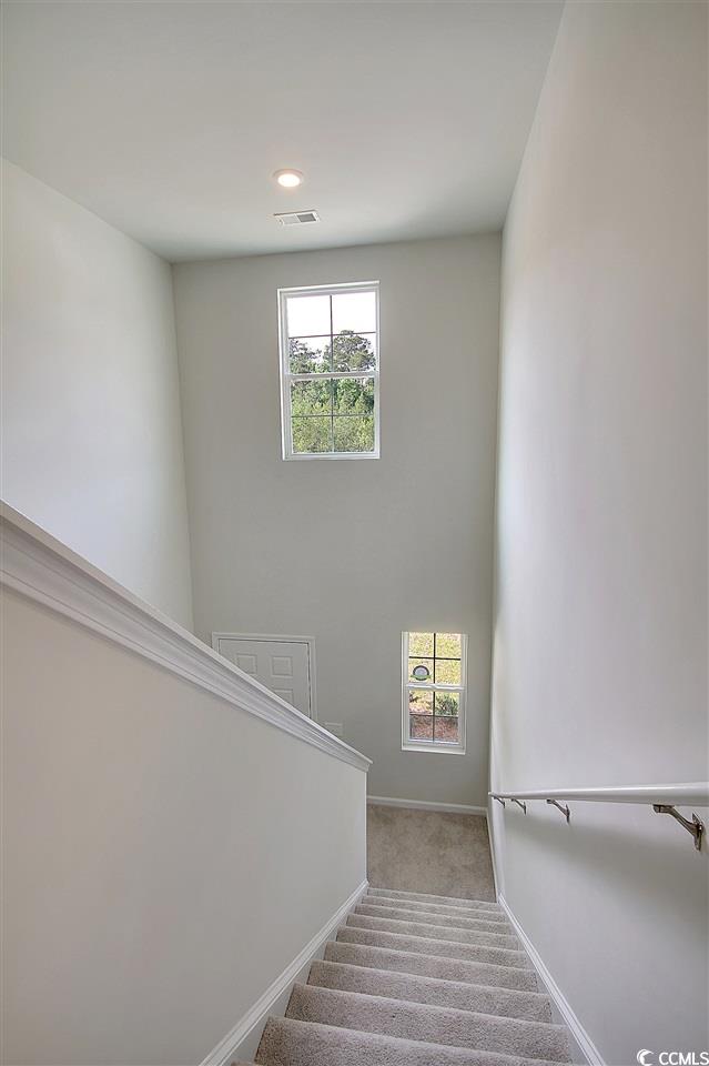 558 Cambria Dr Property Photo 15