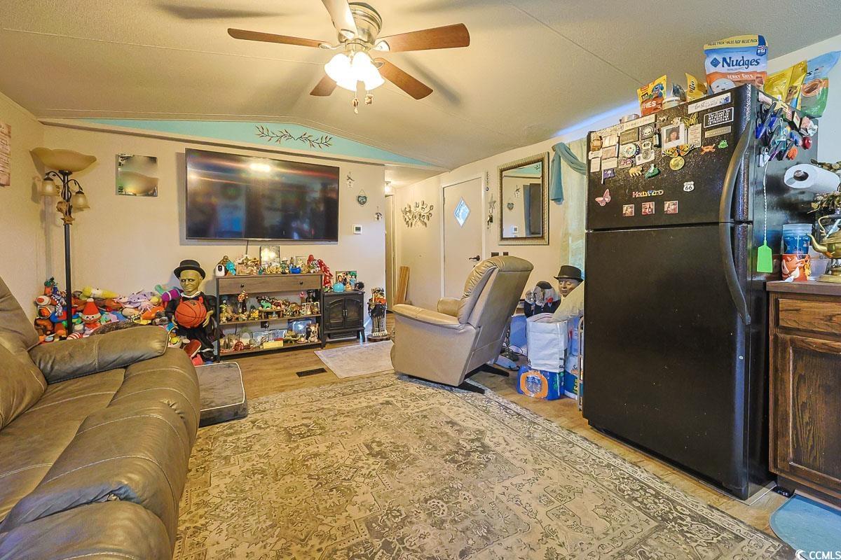 221 New River Rd. Property Photo 5