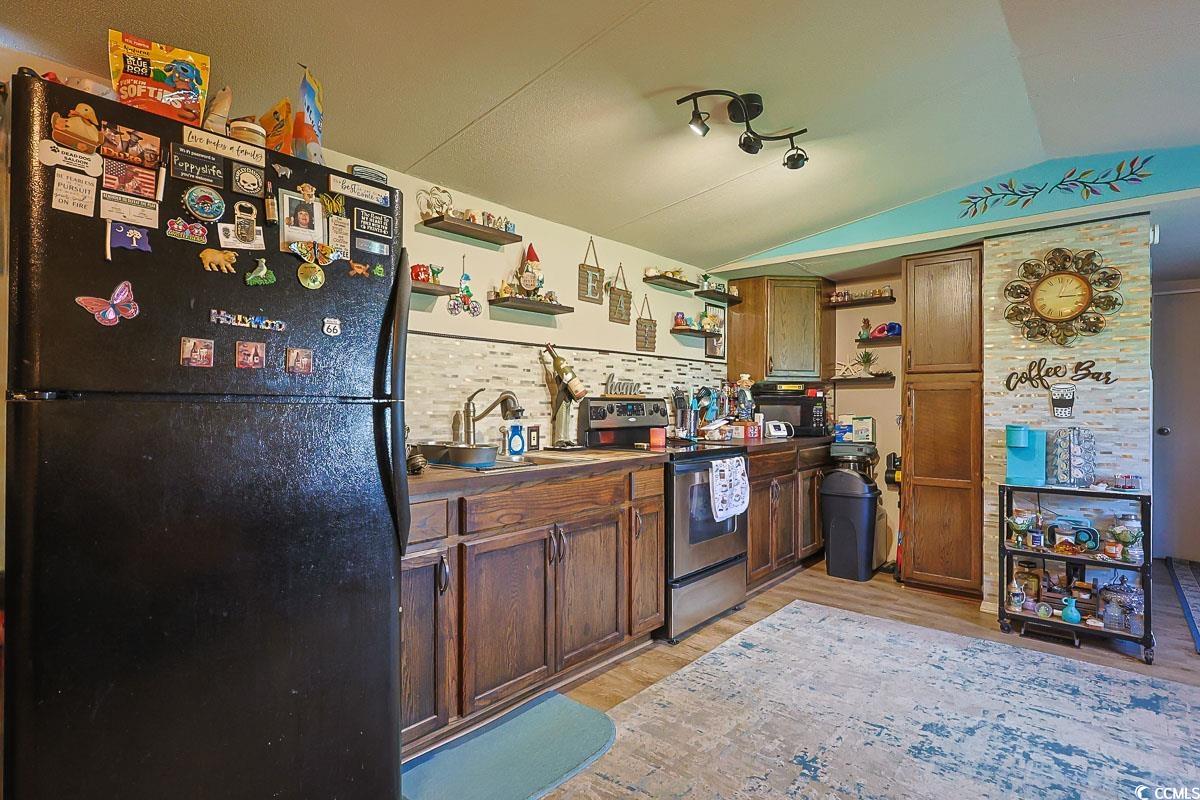 221 New River Rd. Property Photo 6