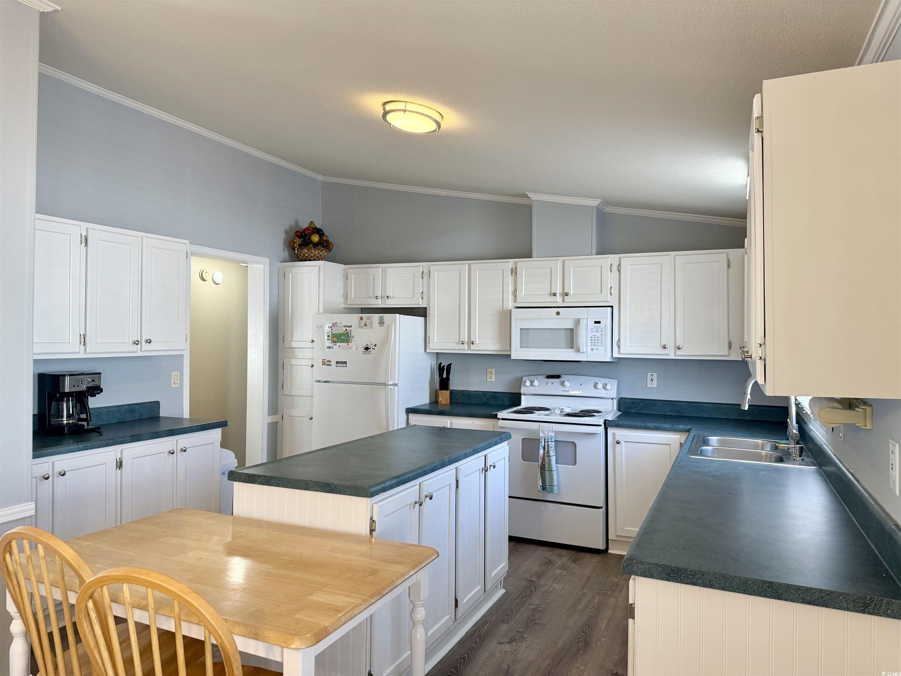 1687 Mason Circle Property Photo 12