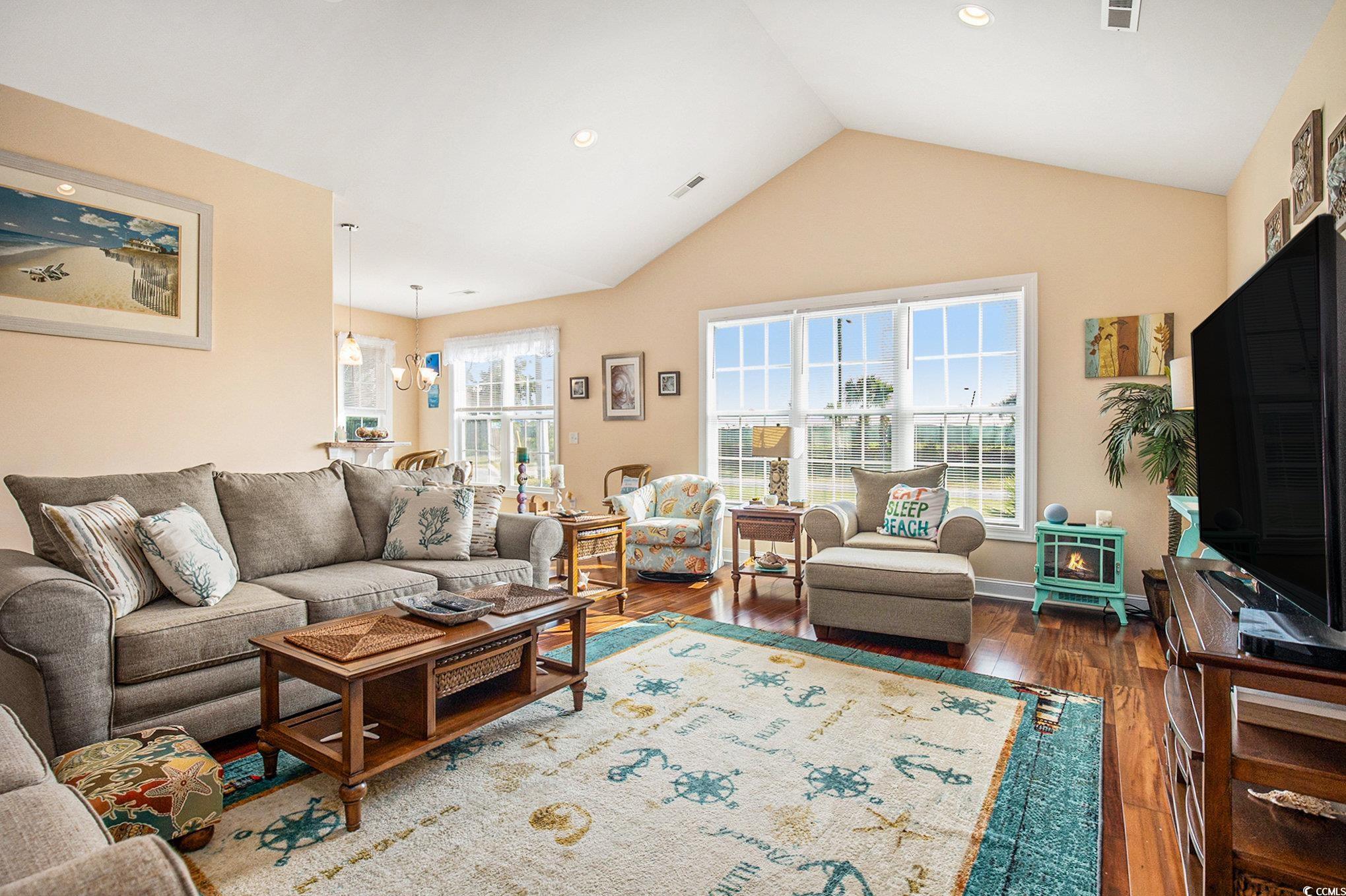 601 Gayle St. Property Photo 9