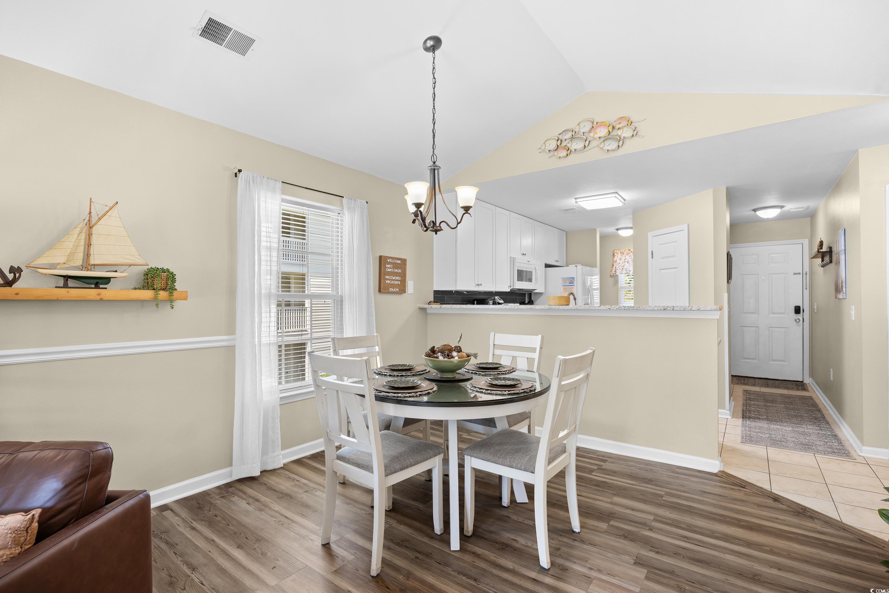 1242 River Oaks Dr. Property Photo 3