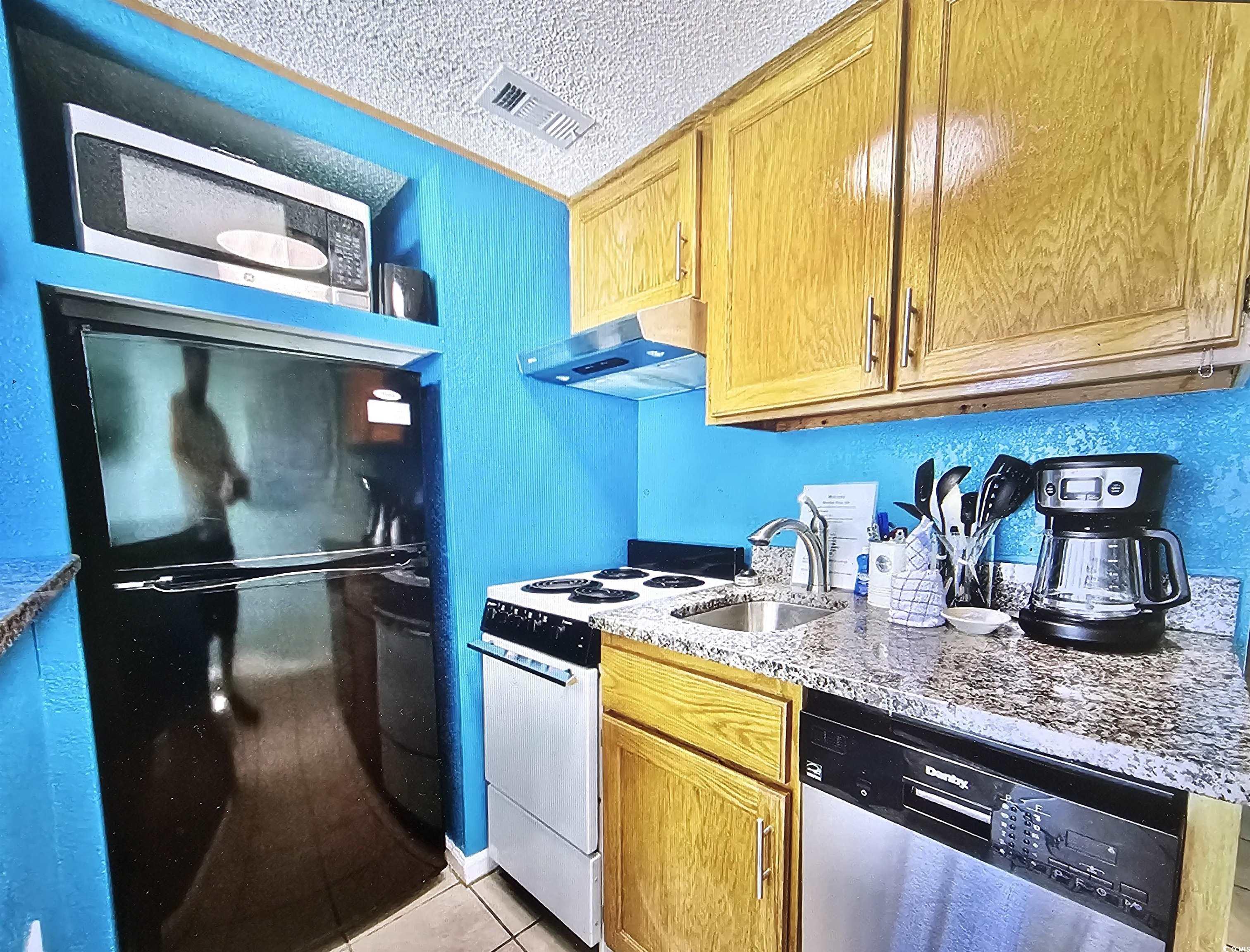 2310 Ocean Blvd. N Property Photo 6