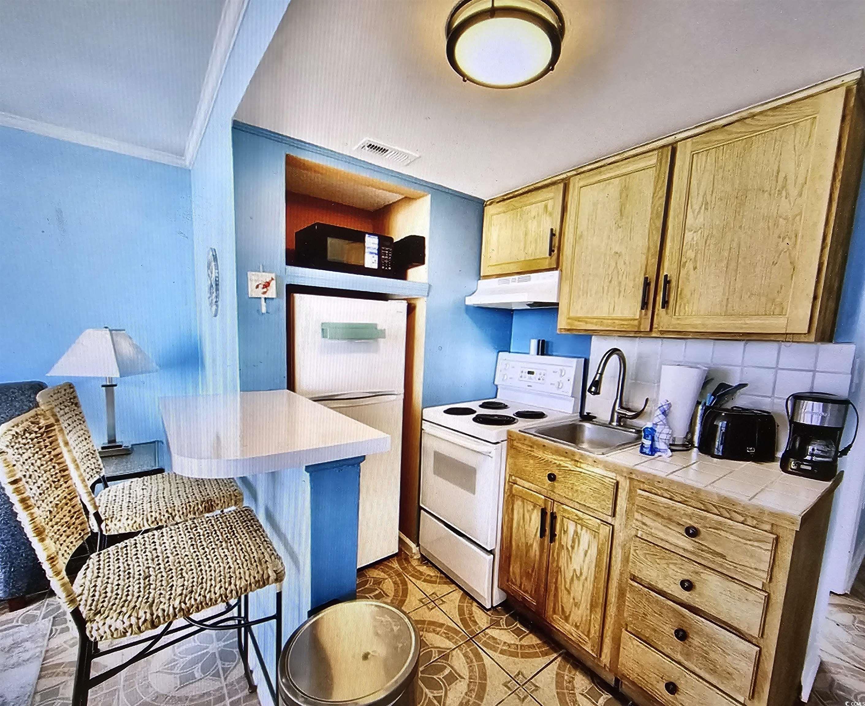 2310 Ocean Blvd. N Property Photo 9