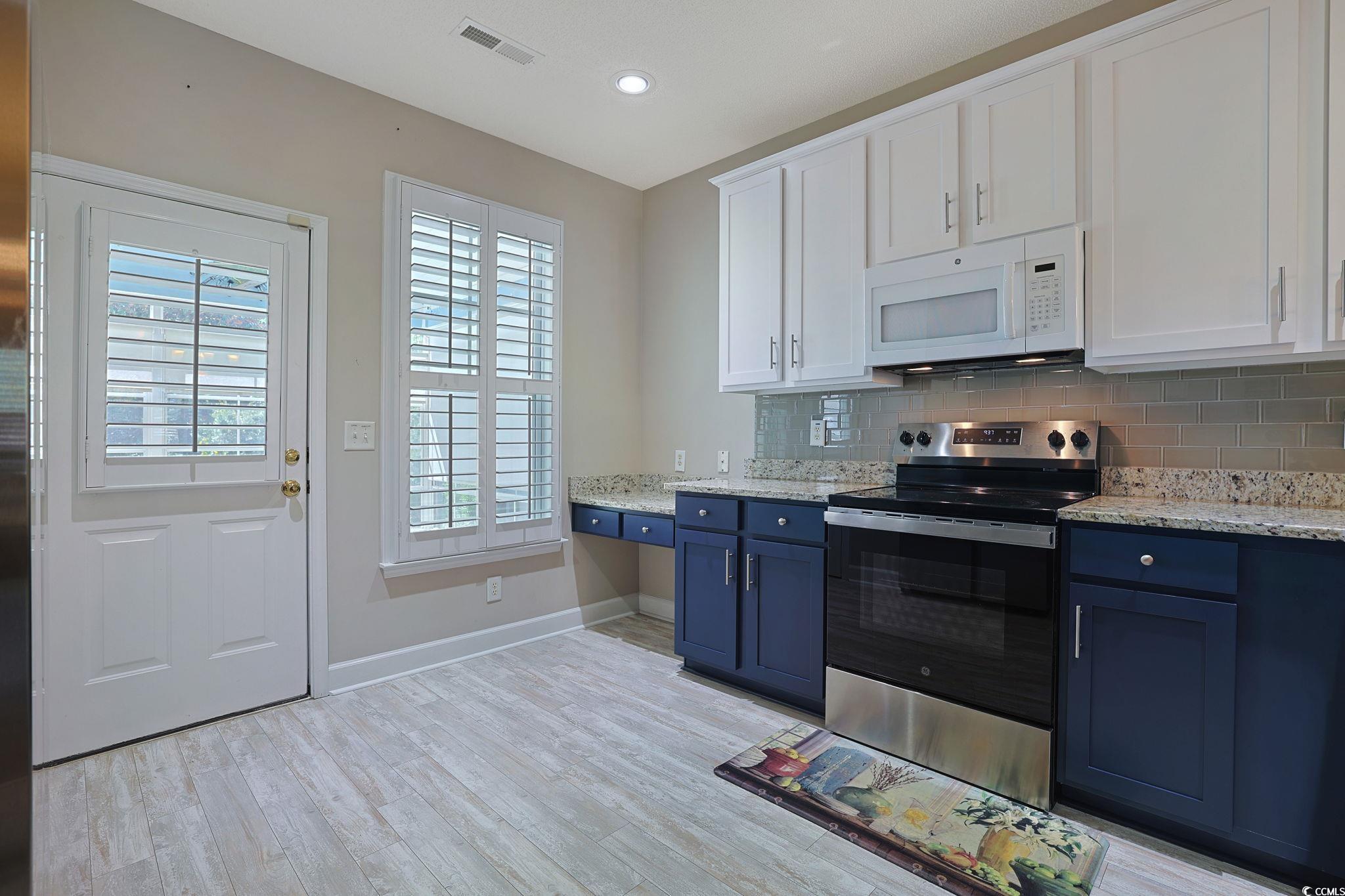 140 Coldstream Cove Loop Property Photo 8