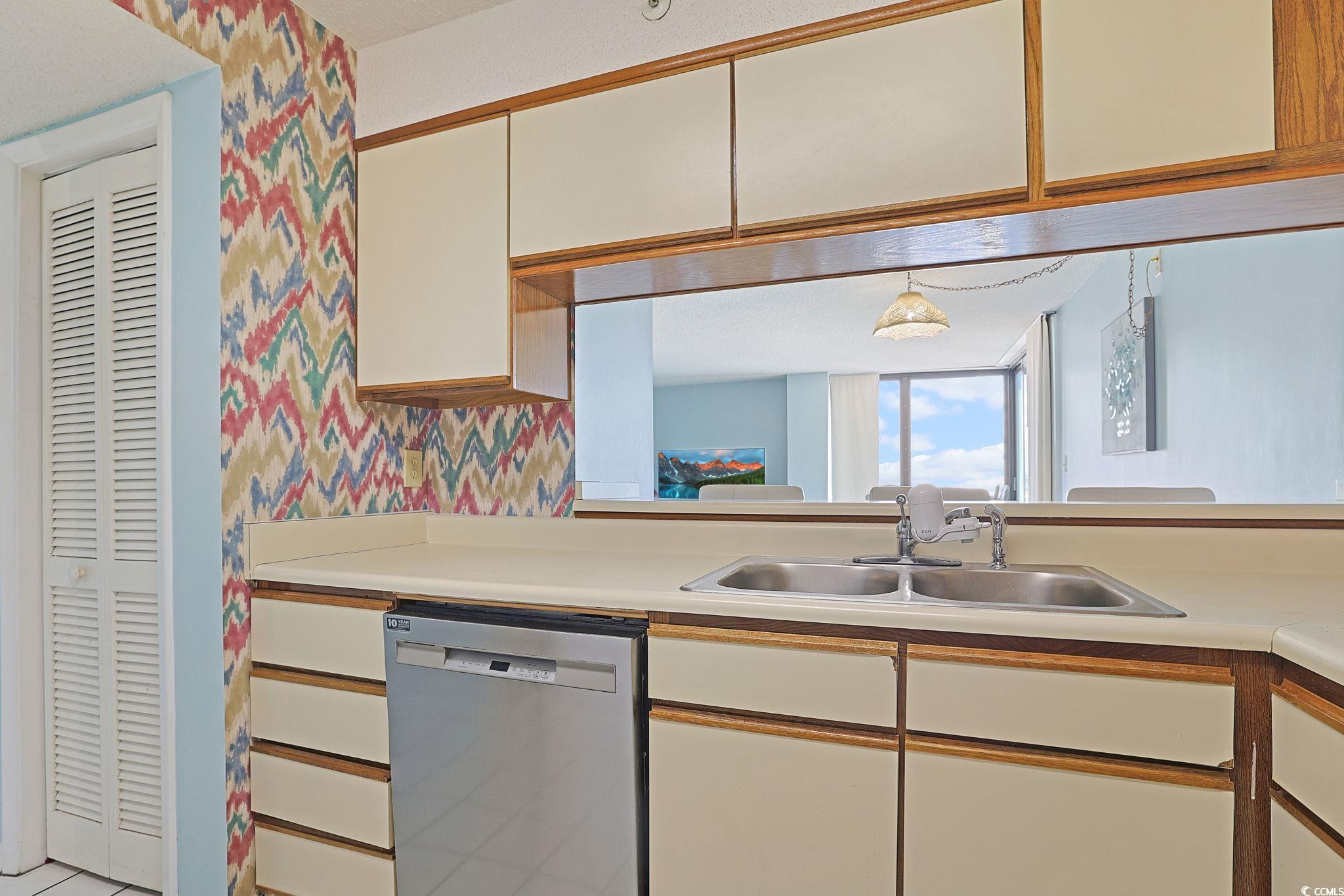 1425 S Ocean Blvd. Property Photo 10