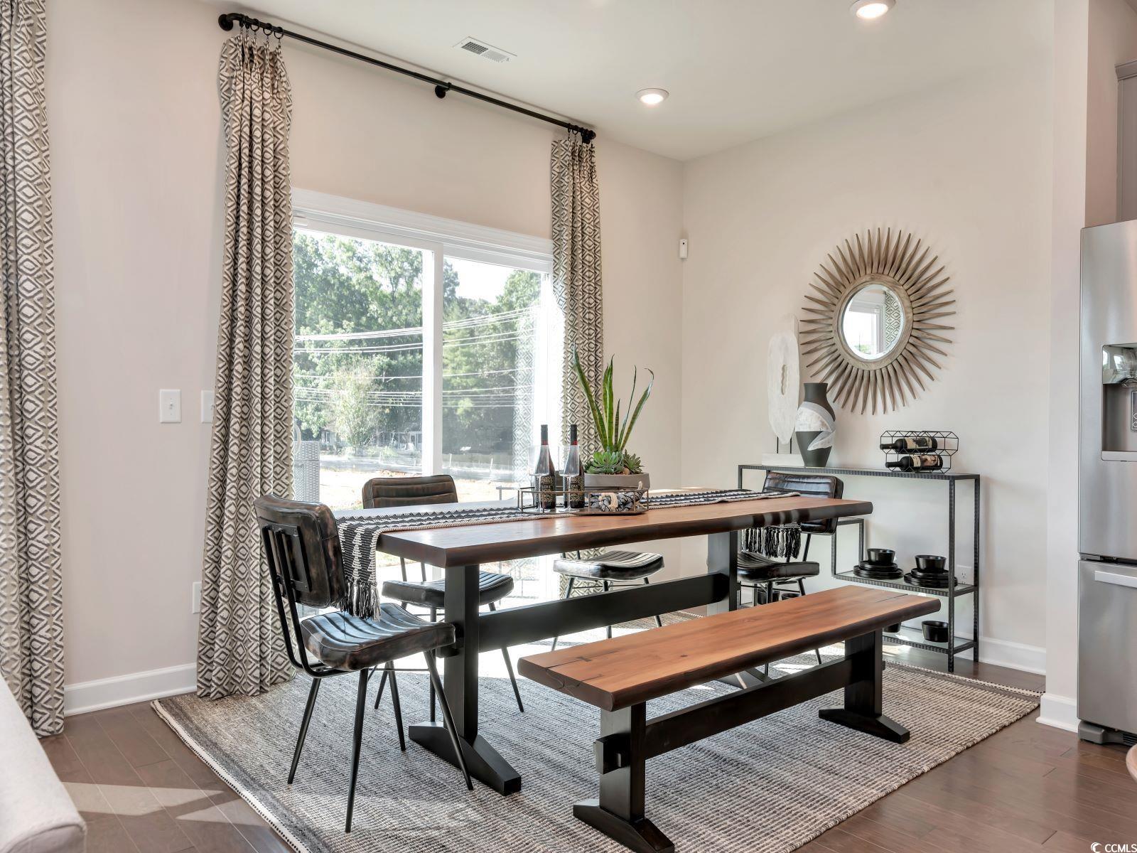 6014 Mandrake Ct. Property Photo 4