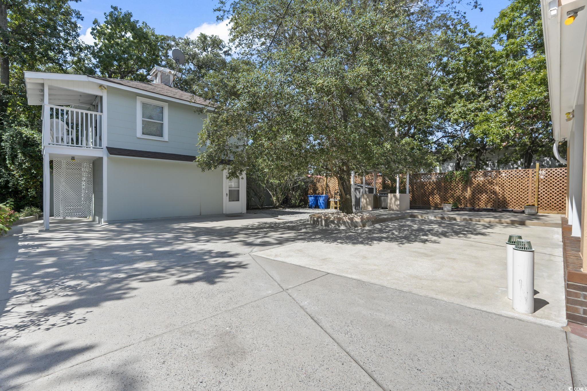 413 30th Ave. N Property Photo 2