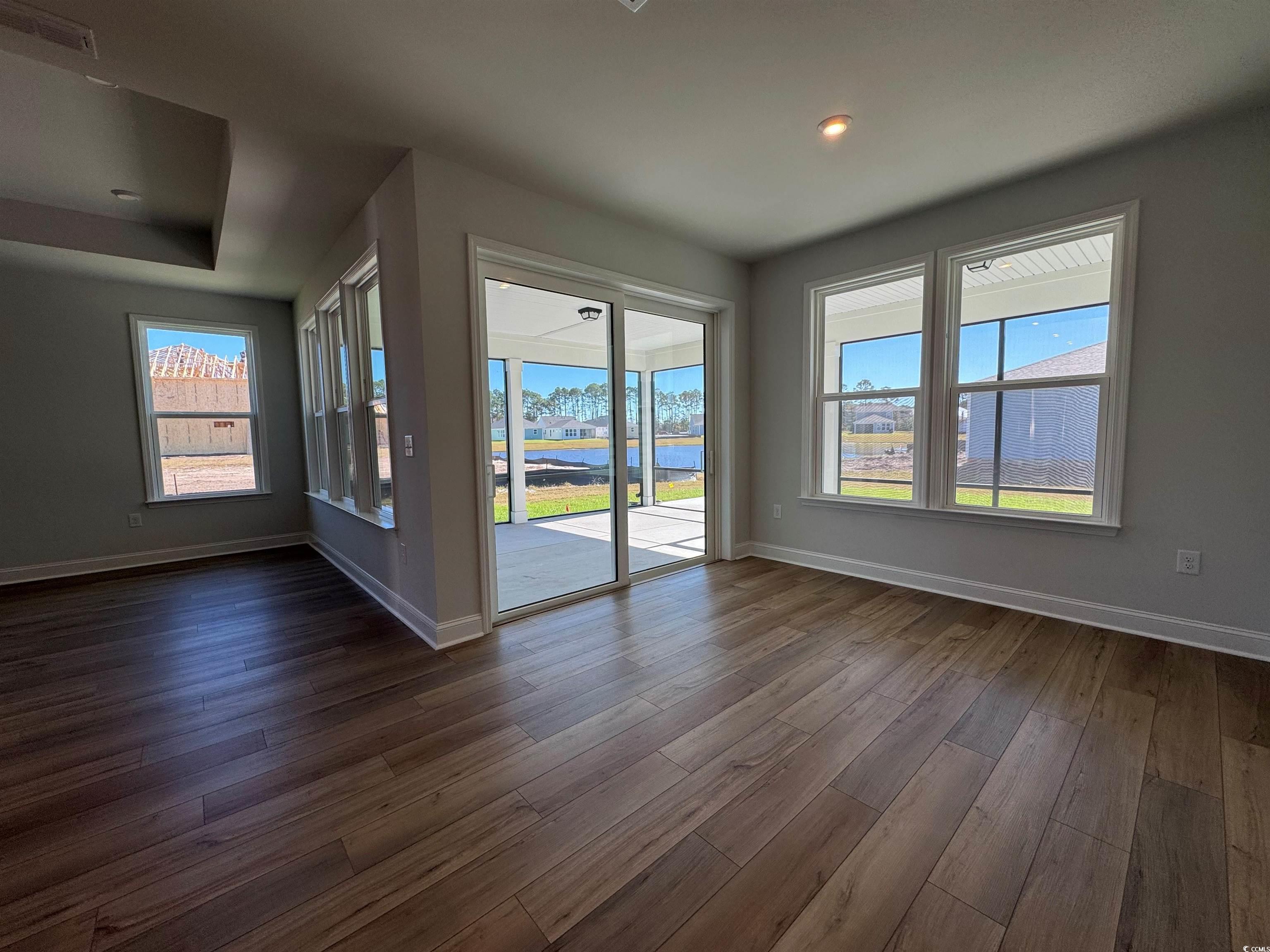 1135 Grinnell St. Property Photo 6