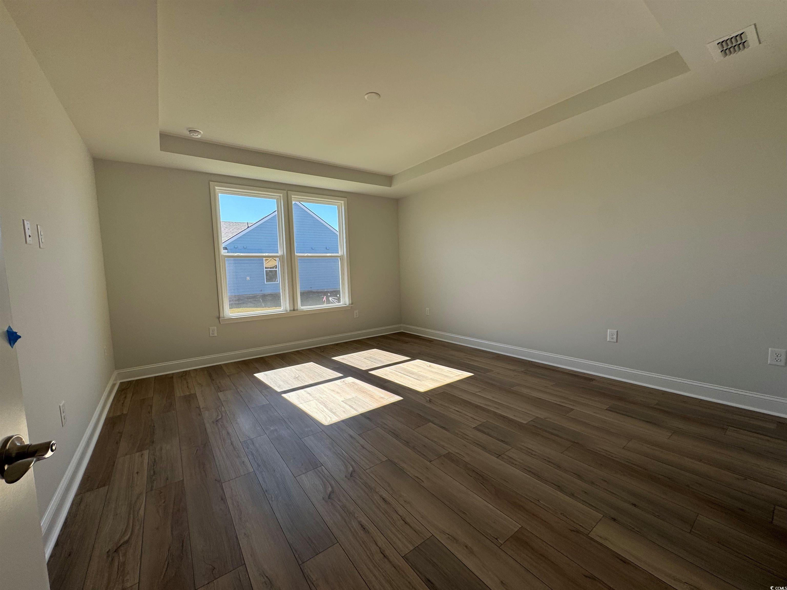 1135 Grinnell St. Property Photo 7