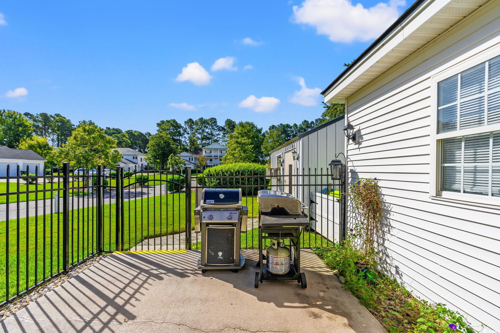 5050 Glenbrook Dr. Property Photo 22