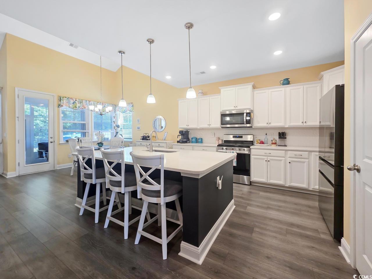 390 Calhoun Falls Dr. Property Photo 6