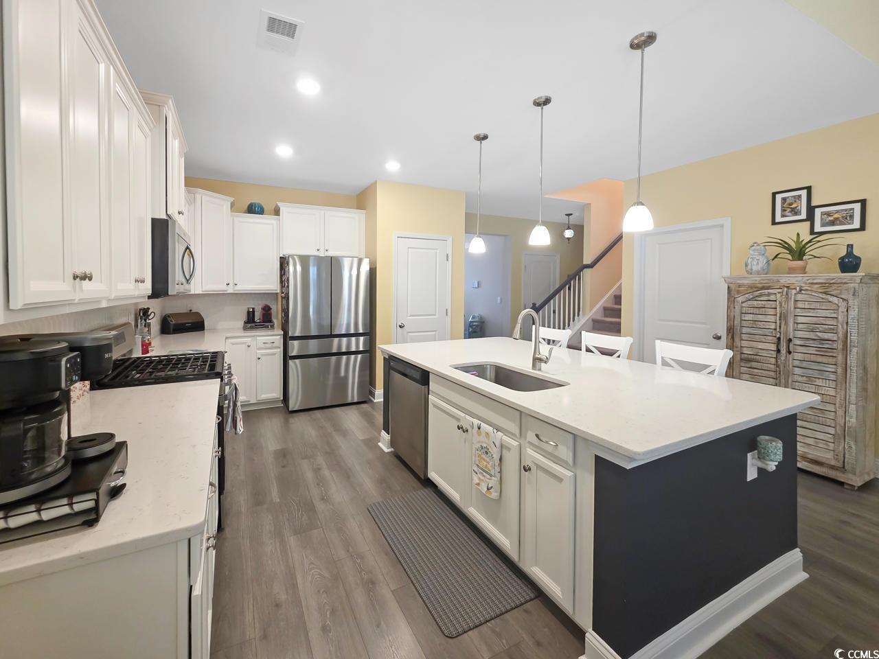 390 Calhoun Falls Dr. Property Photo 8