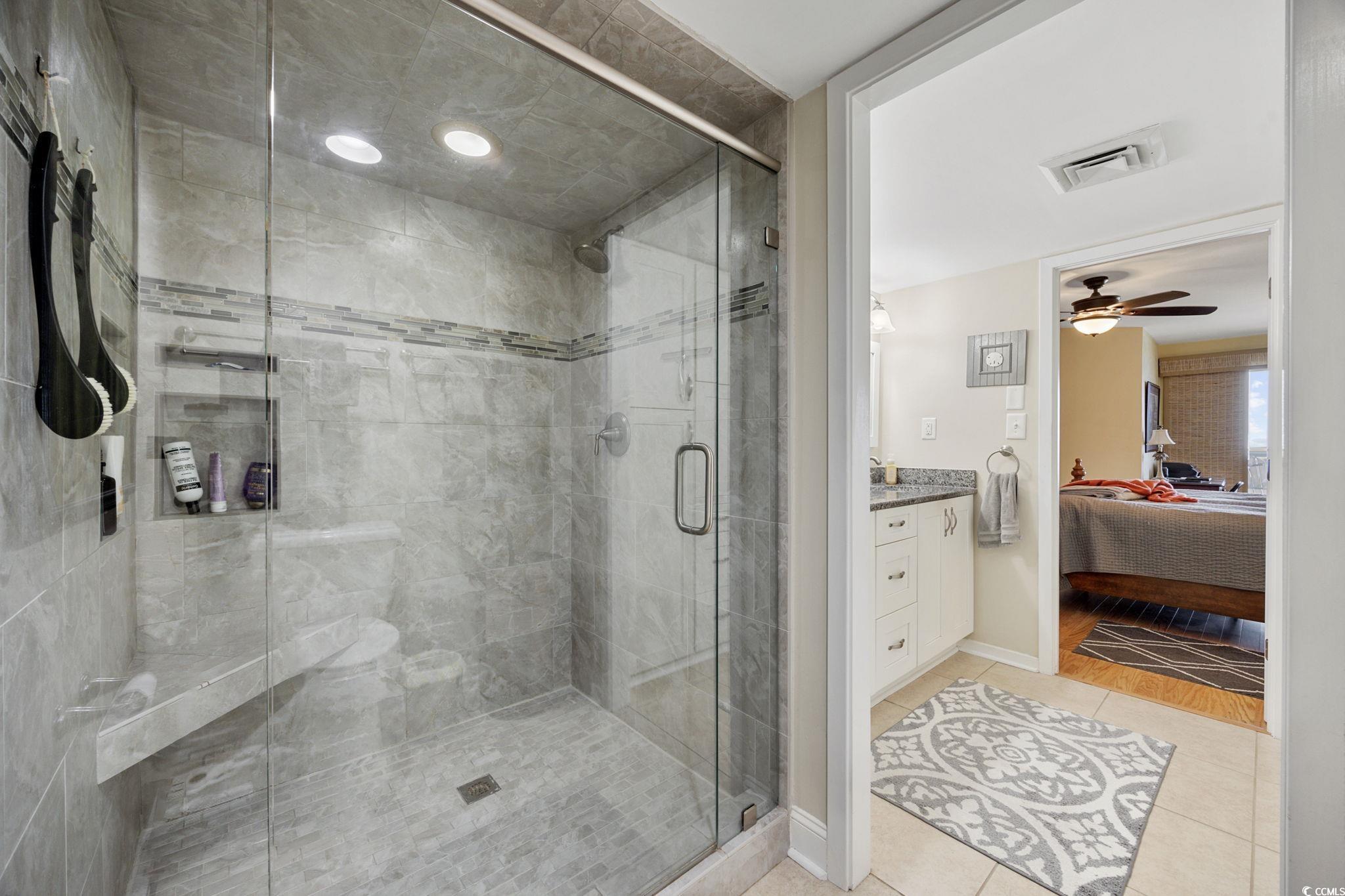 5800 Ocean Blvd. N Property Photo 18