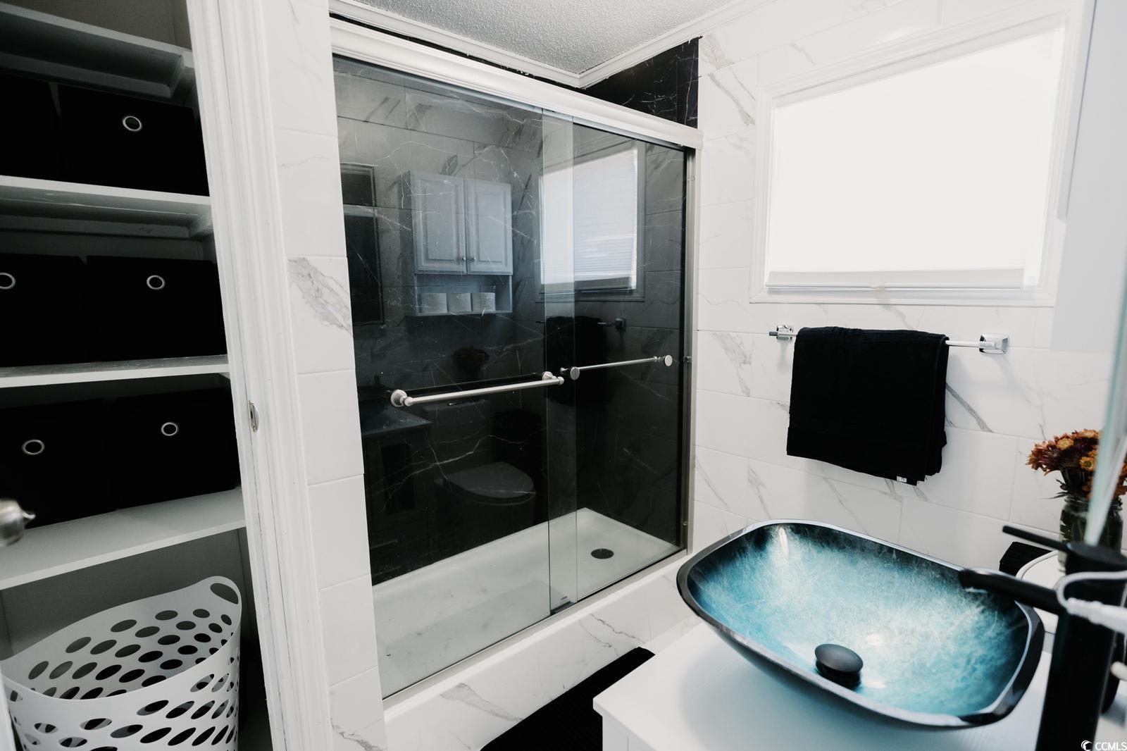 307 Flagg St. Property Photo 6