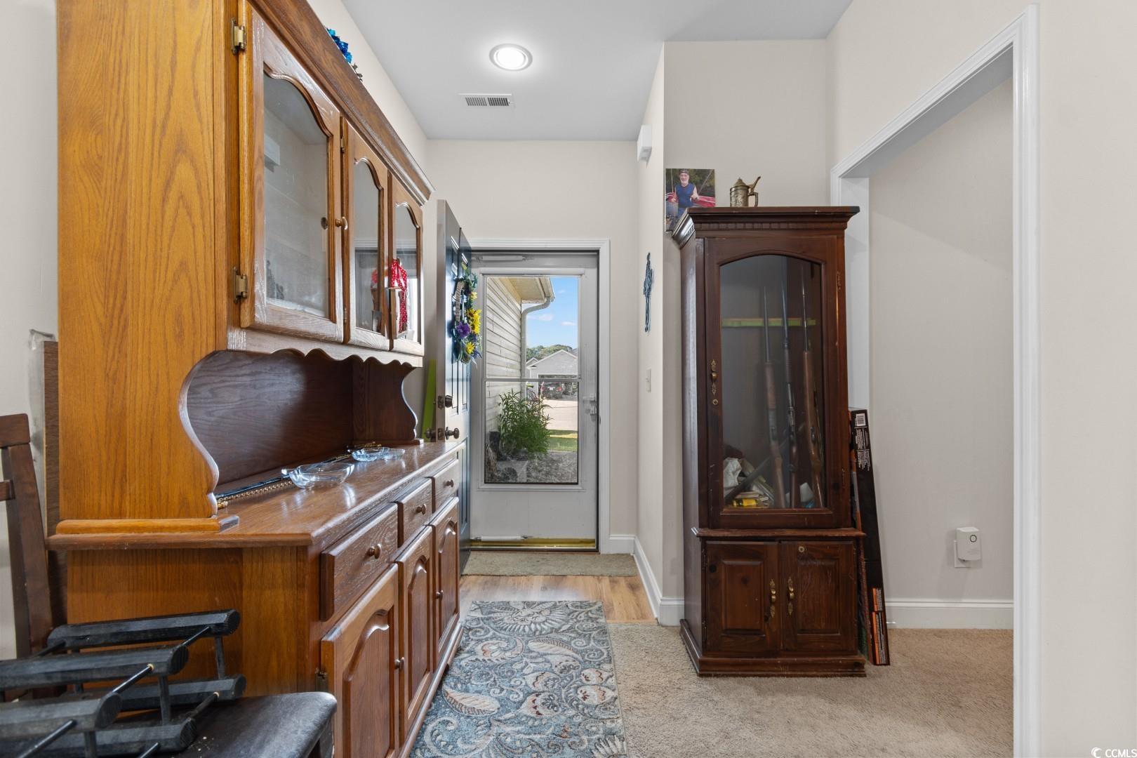 1404 Reid Ct. Property Photo 3