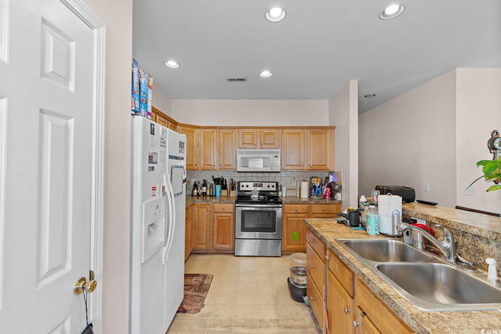 1404 Reid Ct. Property Photo 5