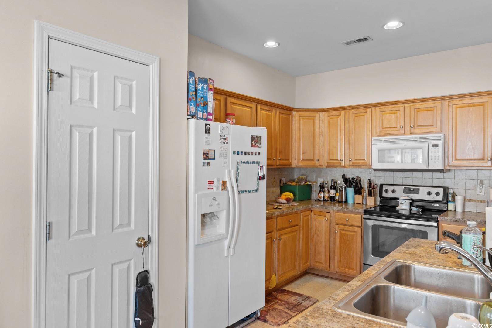 1404 Reid Ct. Property Photo 7