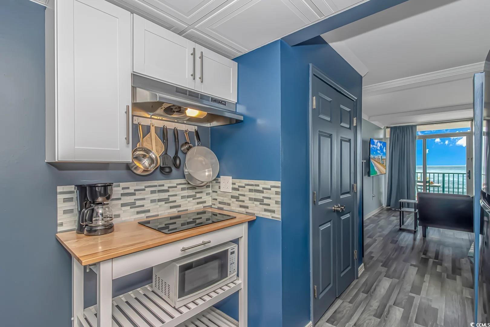 201 74th Ave. N Property Photo 13