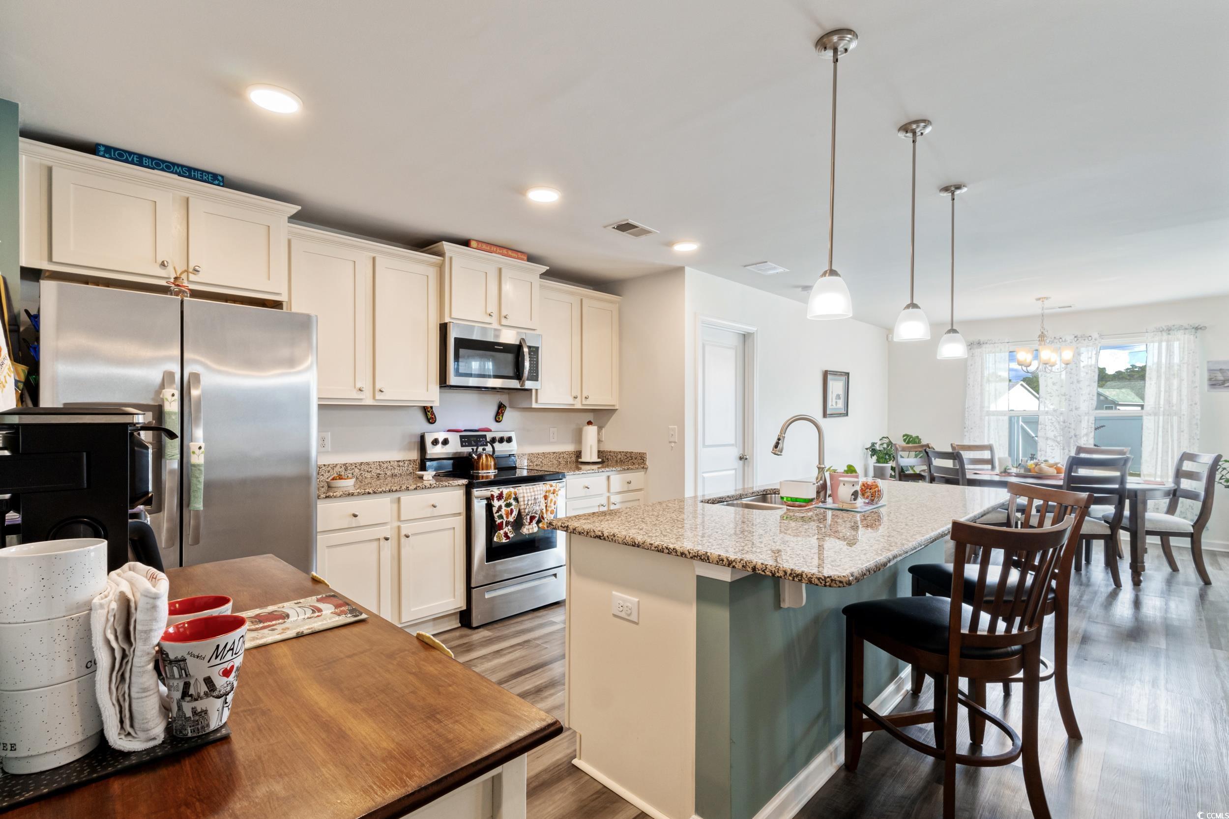 3015 Woodbury Ct. Property Photo 7