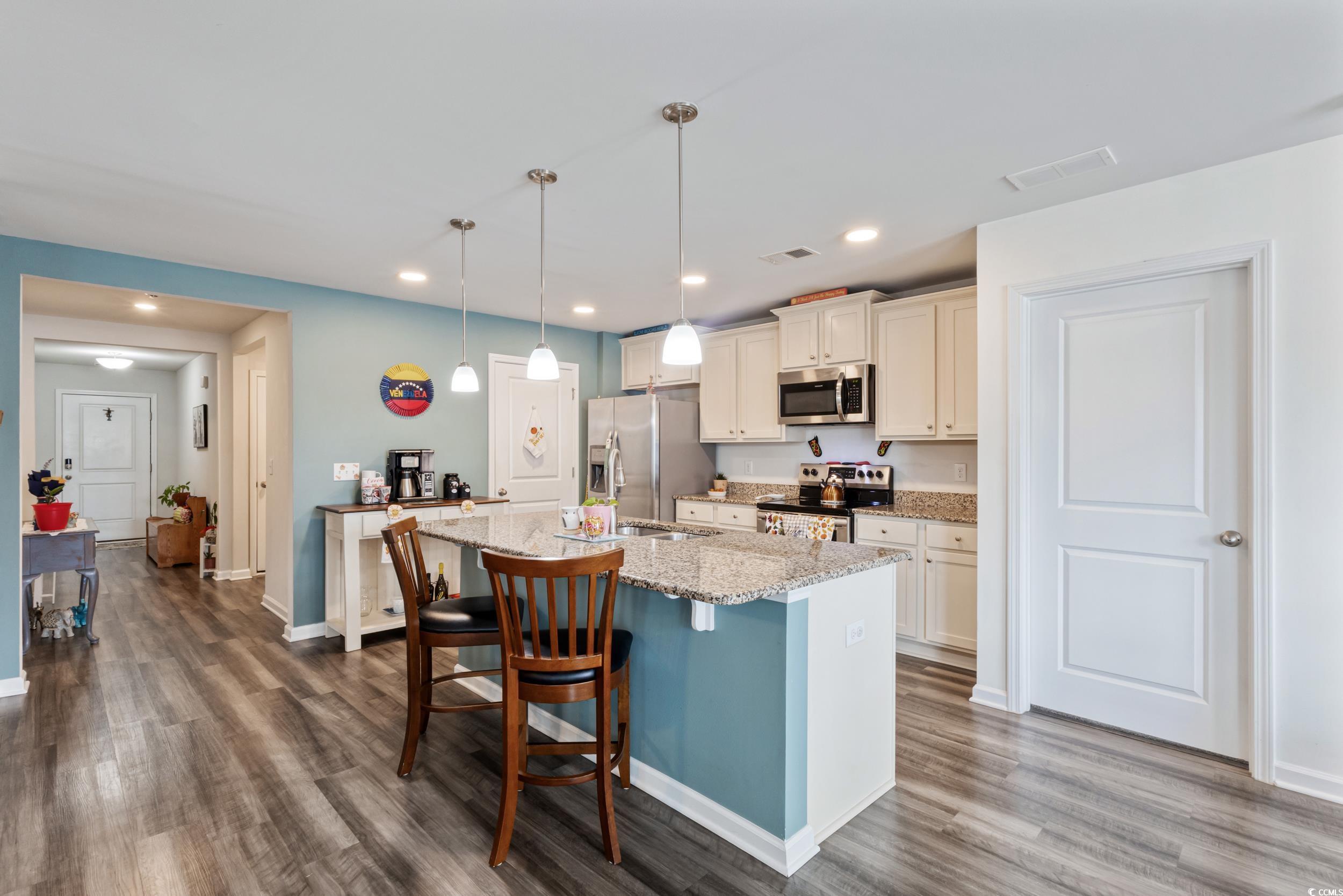 3015 Woodbury Ct. Property Photo 9