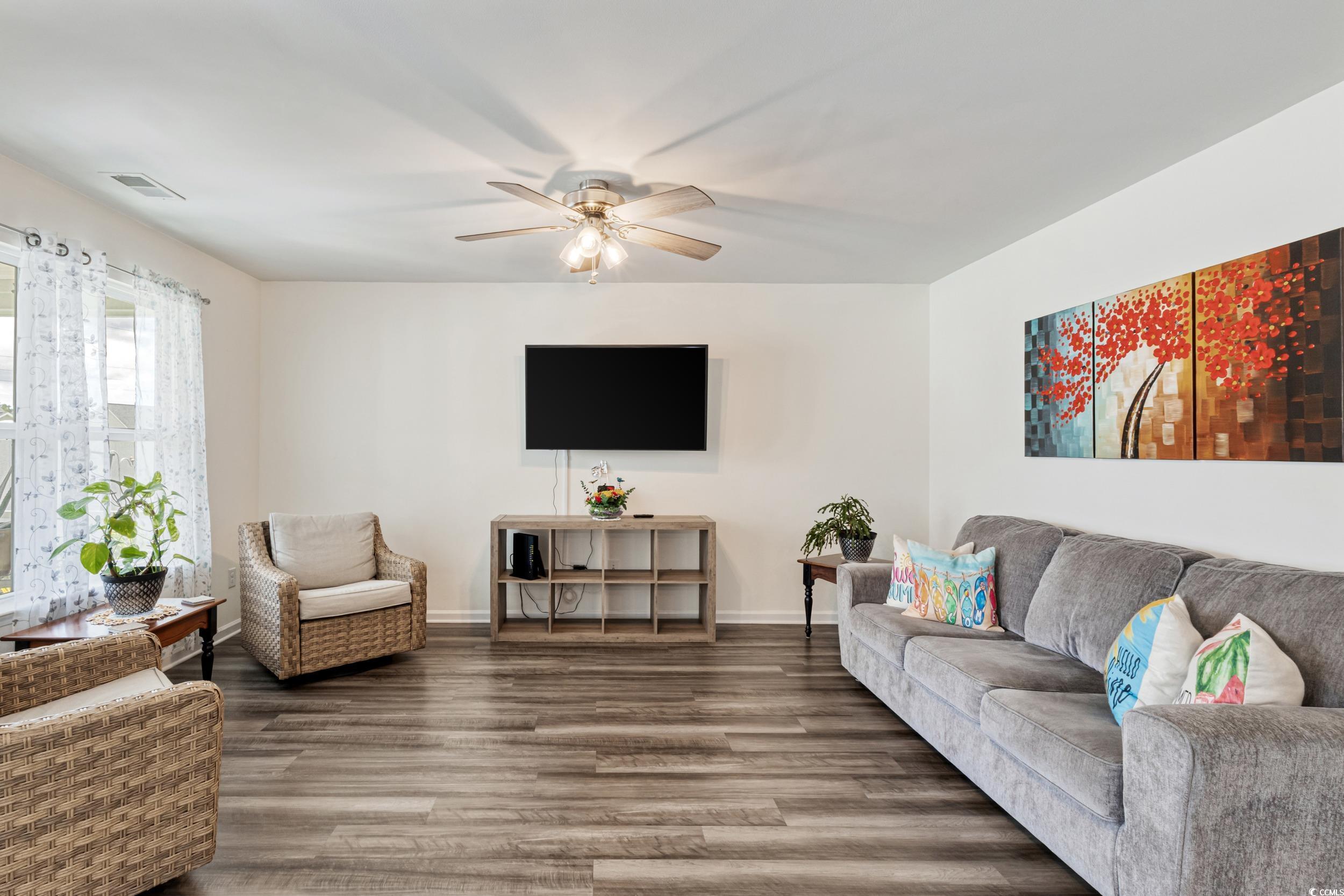 3015 Woodbury Ct. Property Photo 14