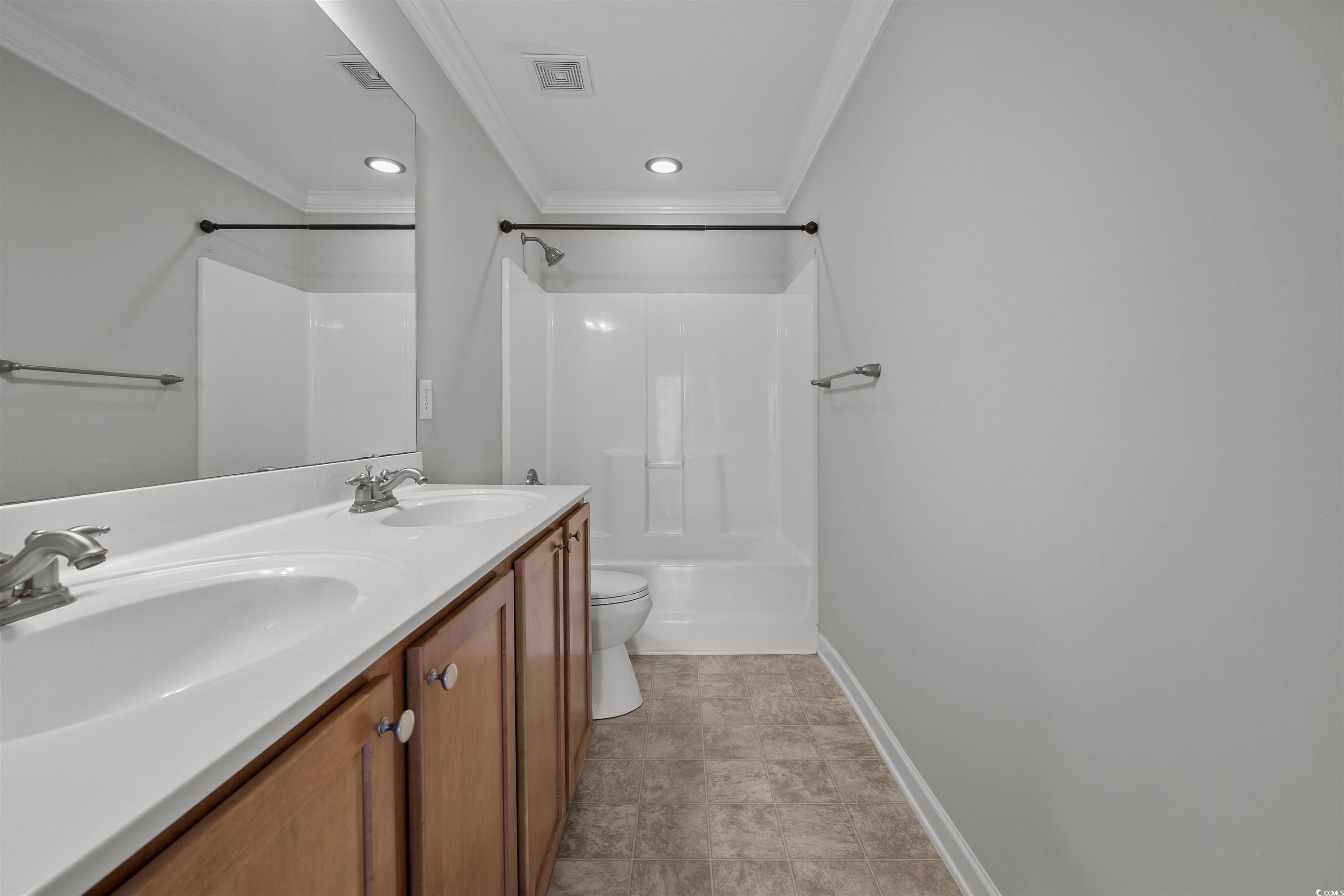 1060 Fairway Ln. Property Photo 23